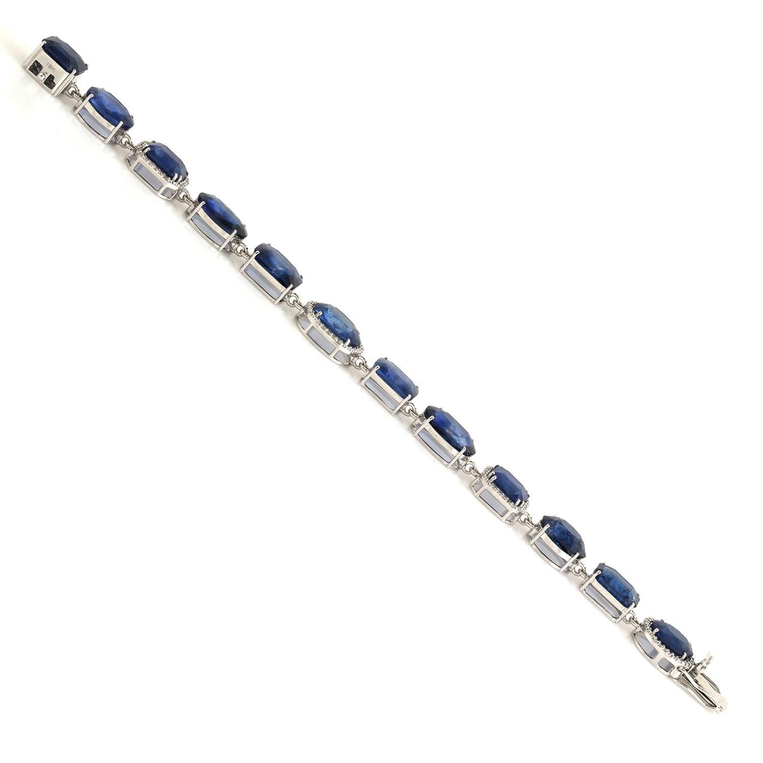 Oval Shaped Ceylon Blue Sapphire Bracelet With Diamonds Made In 18k White Gold Corte mixto en venta
