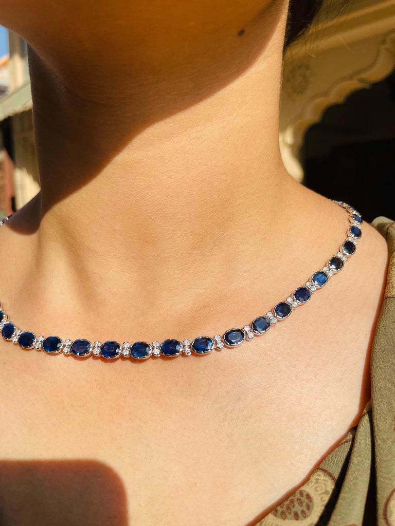 Oval Shaped Blue Sapphire Necklace in 18K White Gold with Diamonds For Sale 3