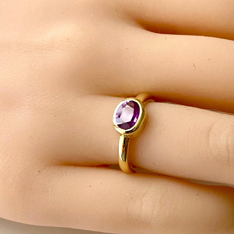 Oval Shaped Ceylon Pink Sapphire Bezel Raised Dome Yellow Gold Cocktail Ring For Sale 2