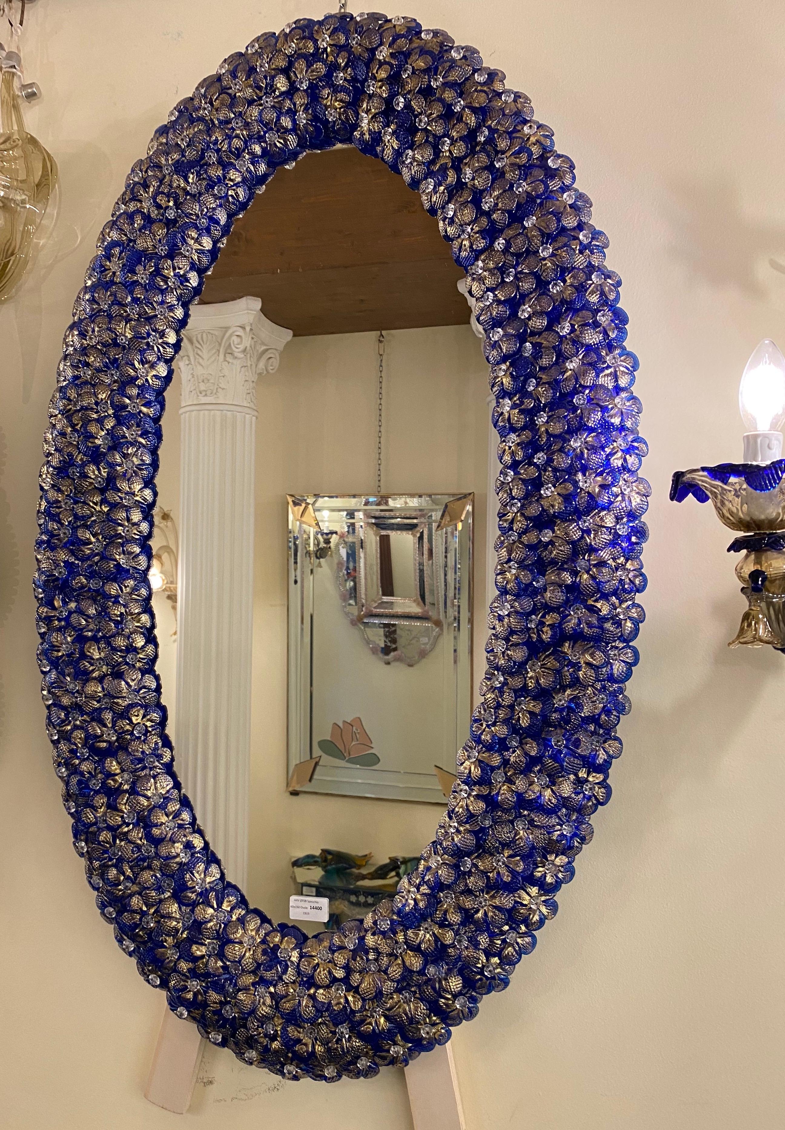20th Century Oval Shaped Delicious Blu Flower Murano Glass Mirror For Sale