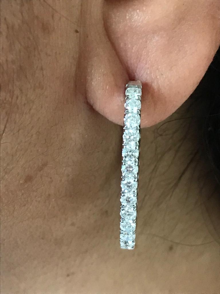 Oval Shaped Diamond Hoop Earrings 4.50 Carat For Sale 1