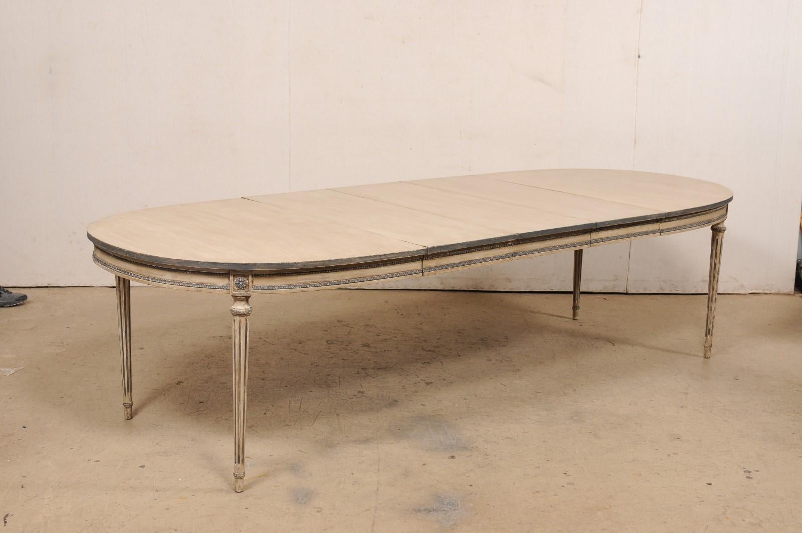 Oval-Shaped Dining Table on Fluted & Tapering Legs, Custom Painted Finish For Sale 2