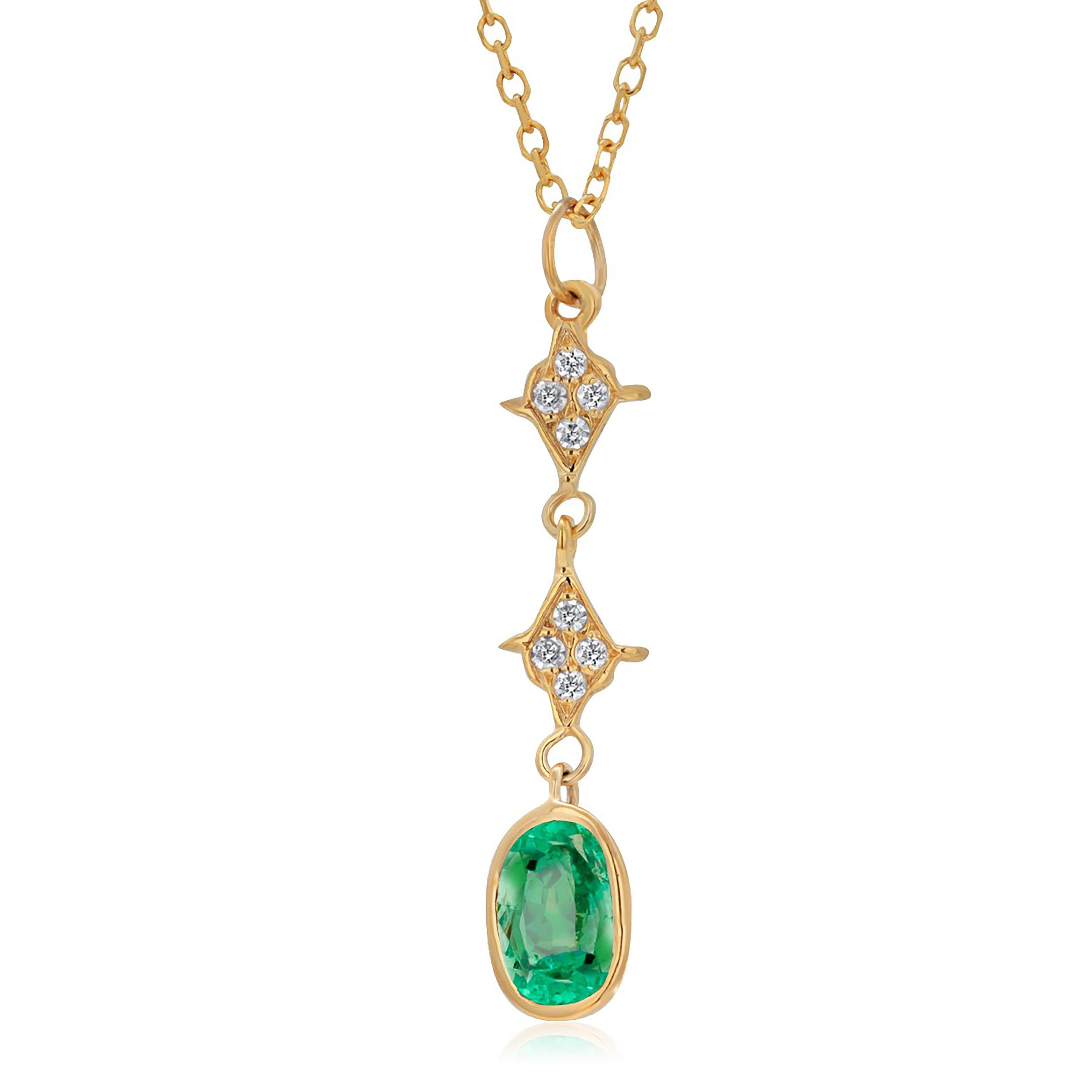 Oval Cut Oval Shaped Emerald and Diamond 1.10 Carat Lariat  Gold 16 Inch Necklace Pendant For Sale