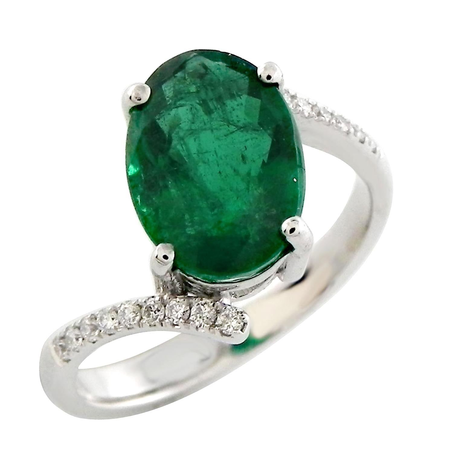 Mixed Cut Oval Shaped Emerald Ring With Diamonds Made In 18k Gold For Sale
