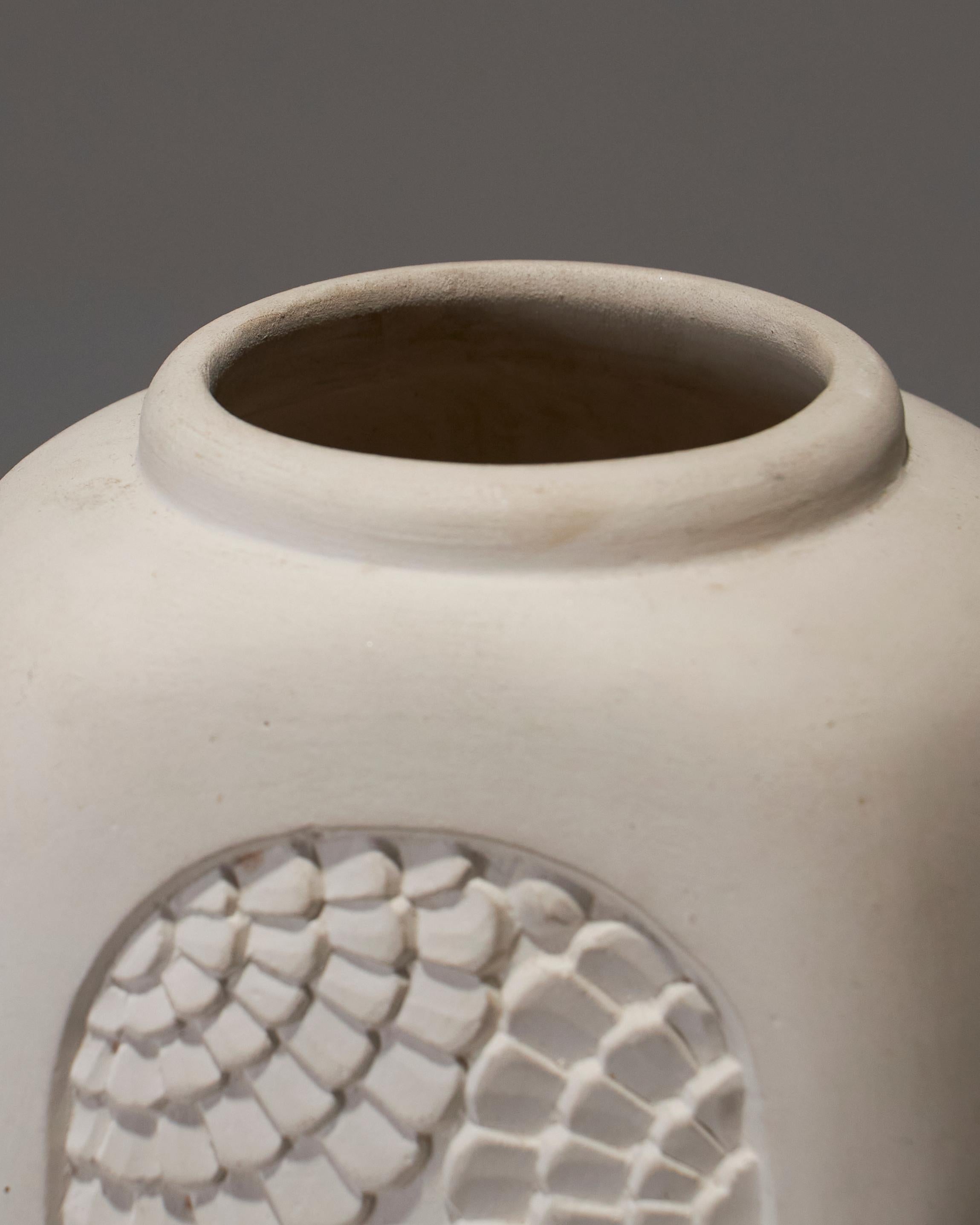 Vaso ovale in ceramica opaca, anni '30 In condizioni discrete in vendita a PARIS, FR