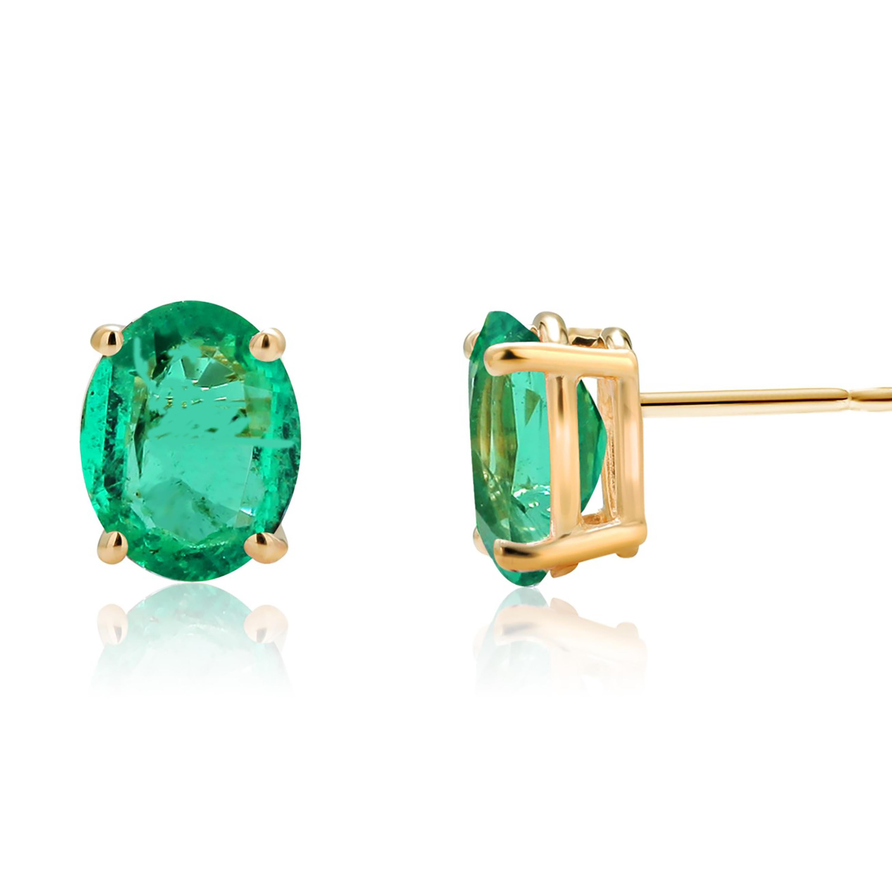 Oval Shaped 0.50 Carat Emerald Set in Yellow Gold 0.21 Inch Stud Earrings For Sale 2