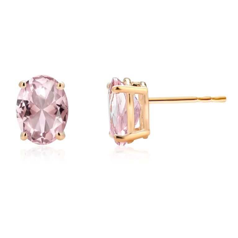 Oval Shaped Morganite Set in Yellow Gold Stud Earrings Weighing 5.95 Carats In New Condition For Sale In New York, NY