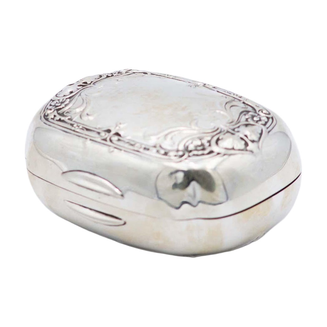 Oval shaped silver soap dish