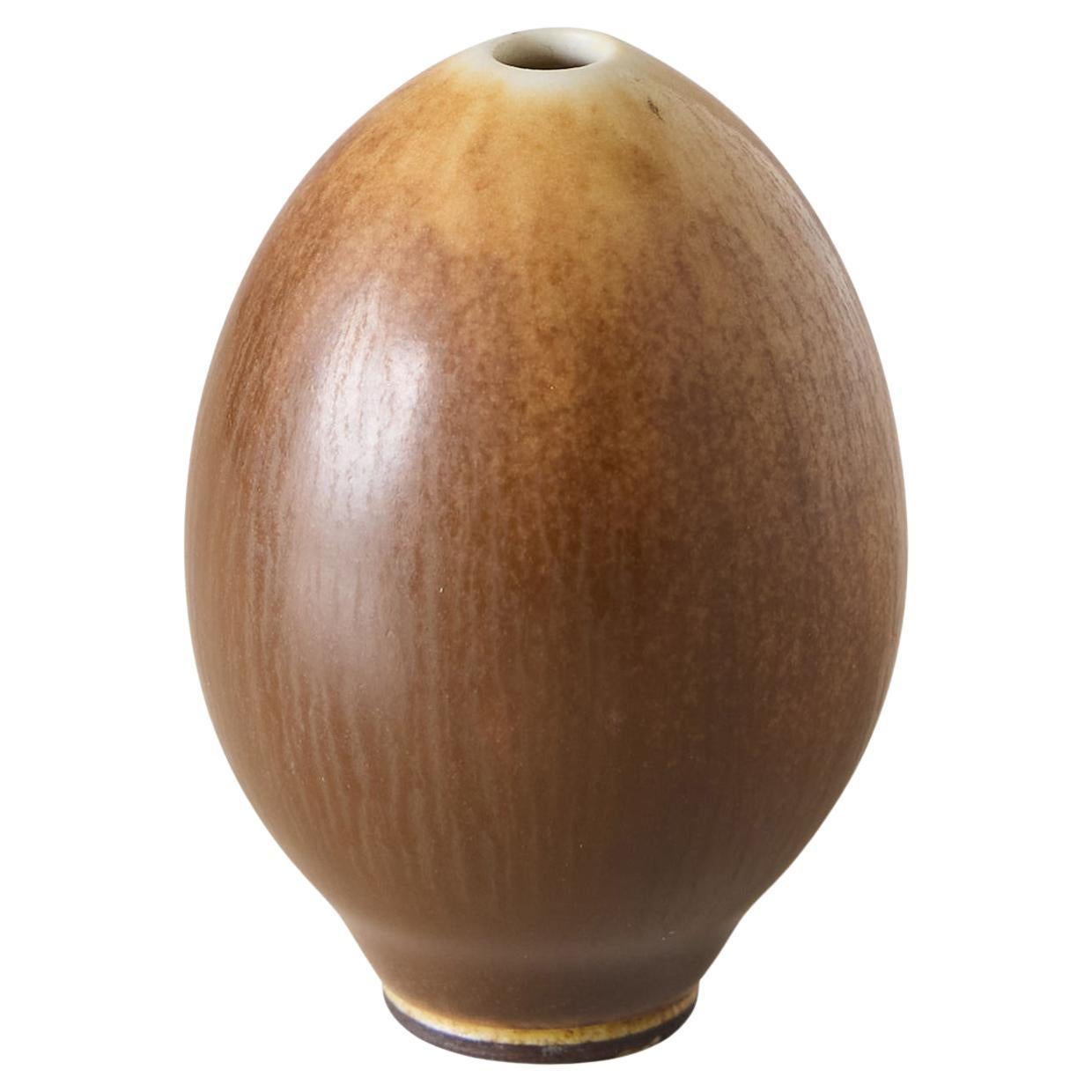 Vase en grès ovale de Berndt Friberg