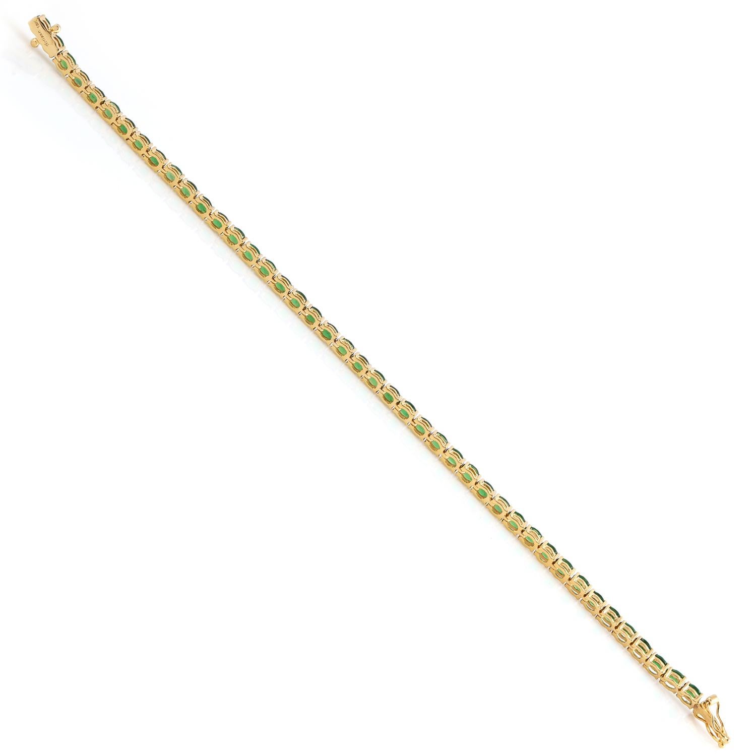 Artisan Oval Shaped Tsavorite Tennis Bracelet Made In 18K Yellow Gold For Sale