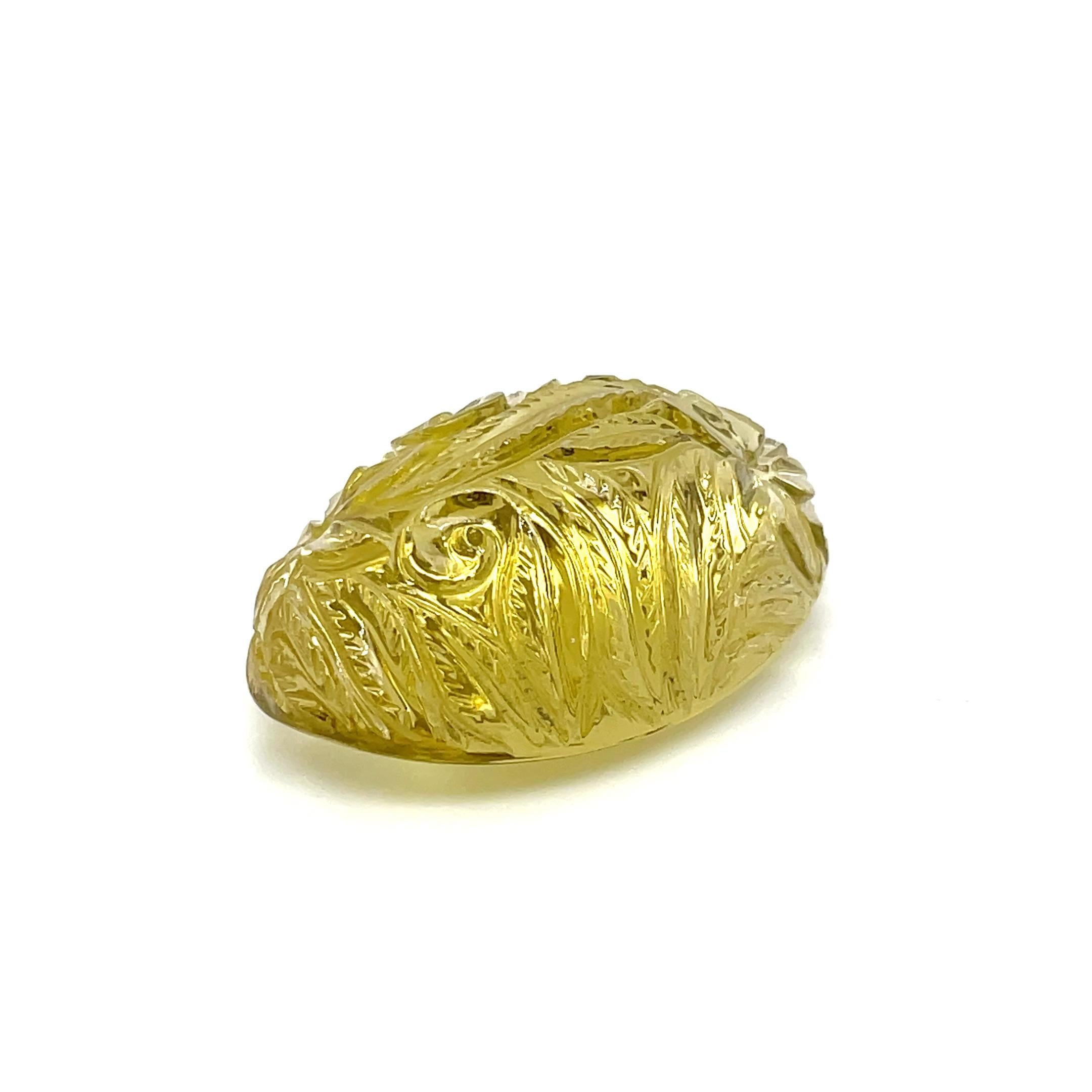 Questa squisita ametista gialla ovale pesa 94,68 carati.

Proveniente dal cuore del Brasile, la sua morbida tonalità dorata irradia calore e positività, rendendola un'aggiunta straordinaria a qualsiasi collezione di gemme o design di gioielli su