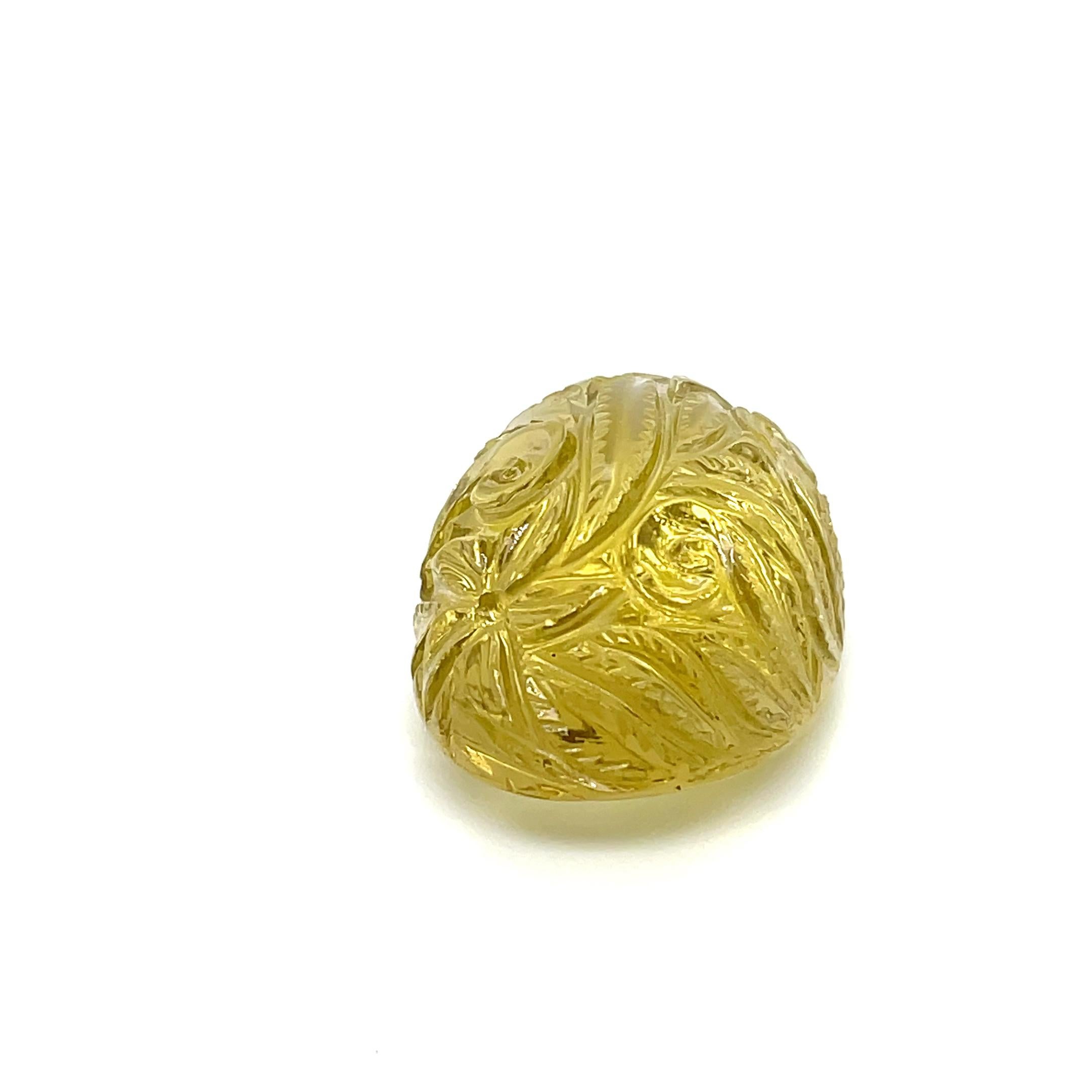 Contemporaneo Intaglio di ametista gialla a forma ovale Cts 94,68 in vendita