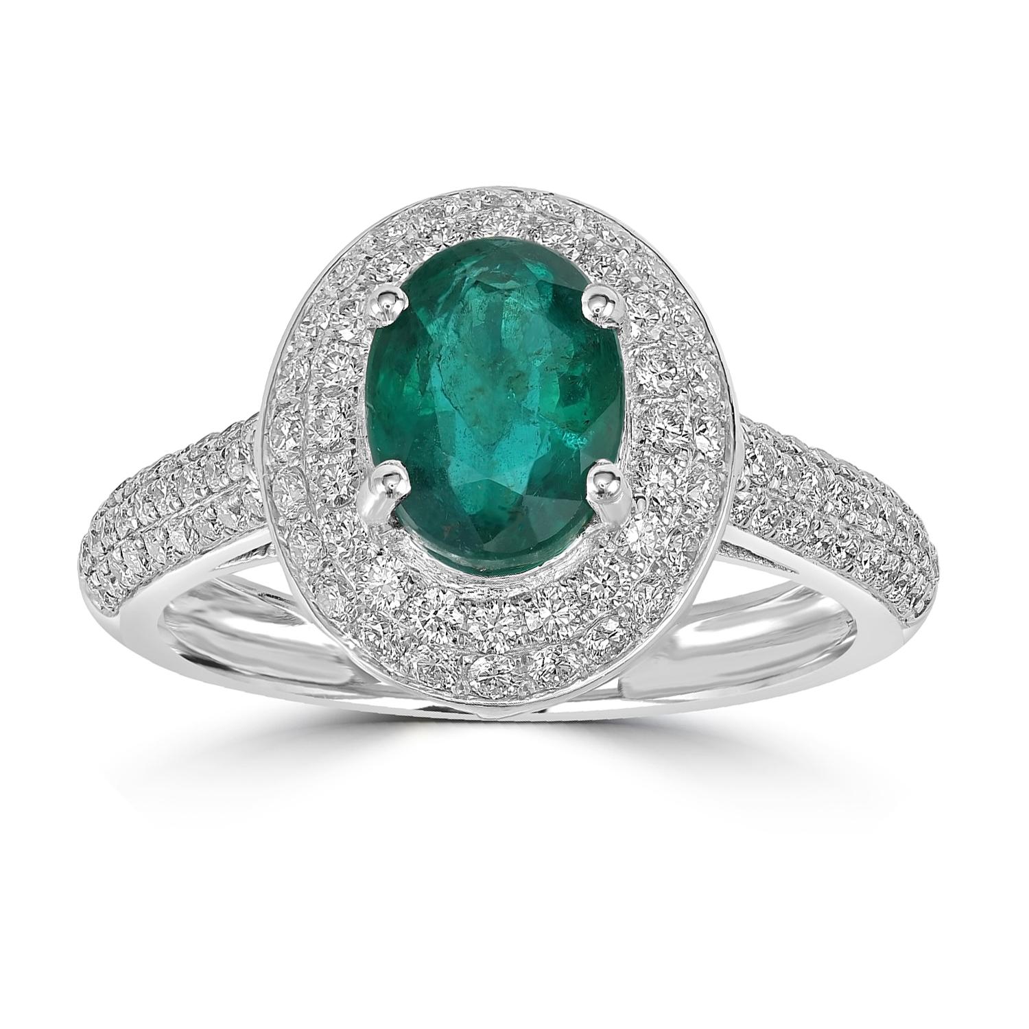 Art déco Bague en or blanc 18k avec émeraude zambienne de forme ovale et diamants pavés en vente