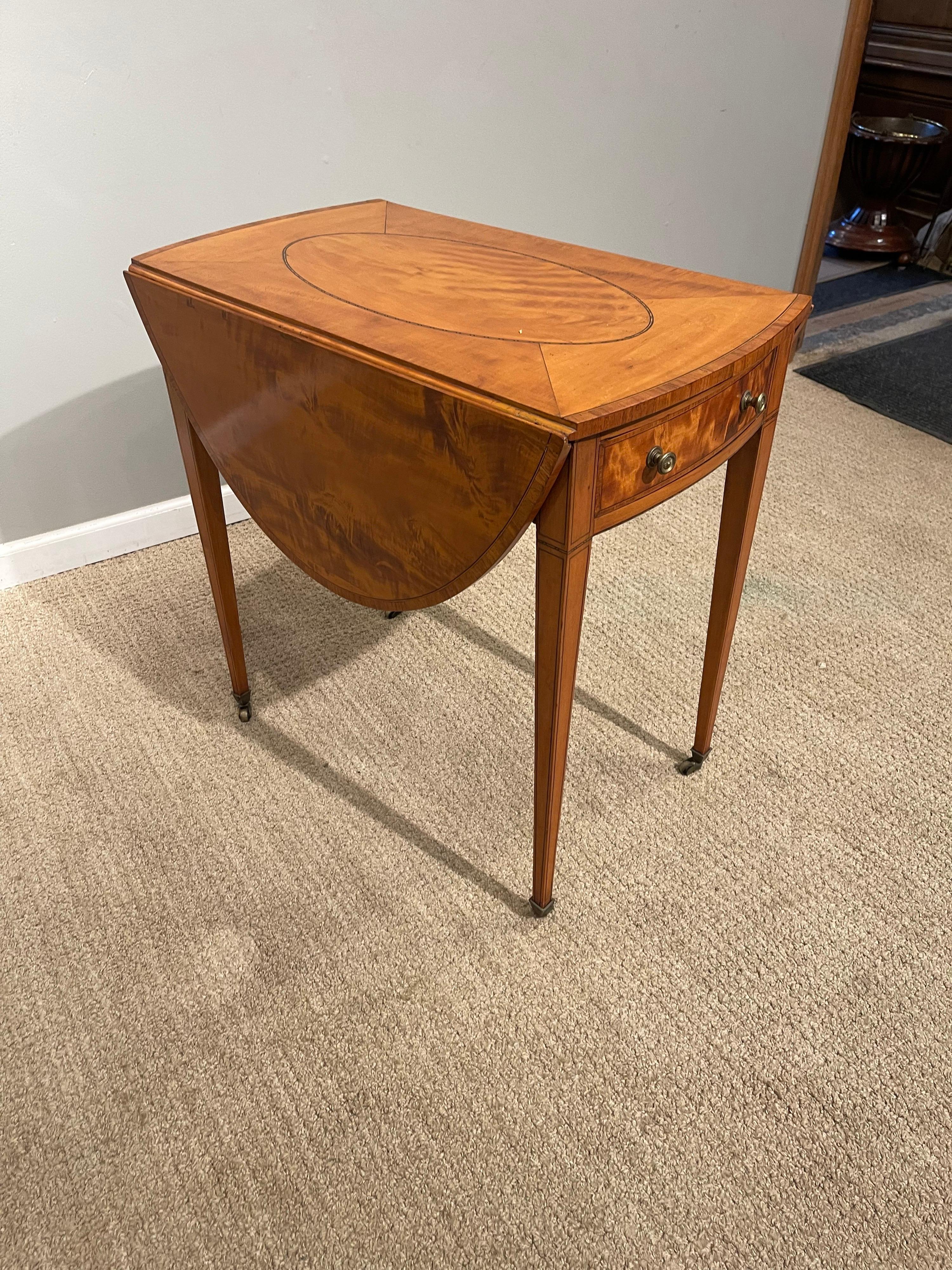 Inlay Oval Sheraton Satinwood Pembroke Table, Circa 1790 For Sale