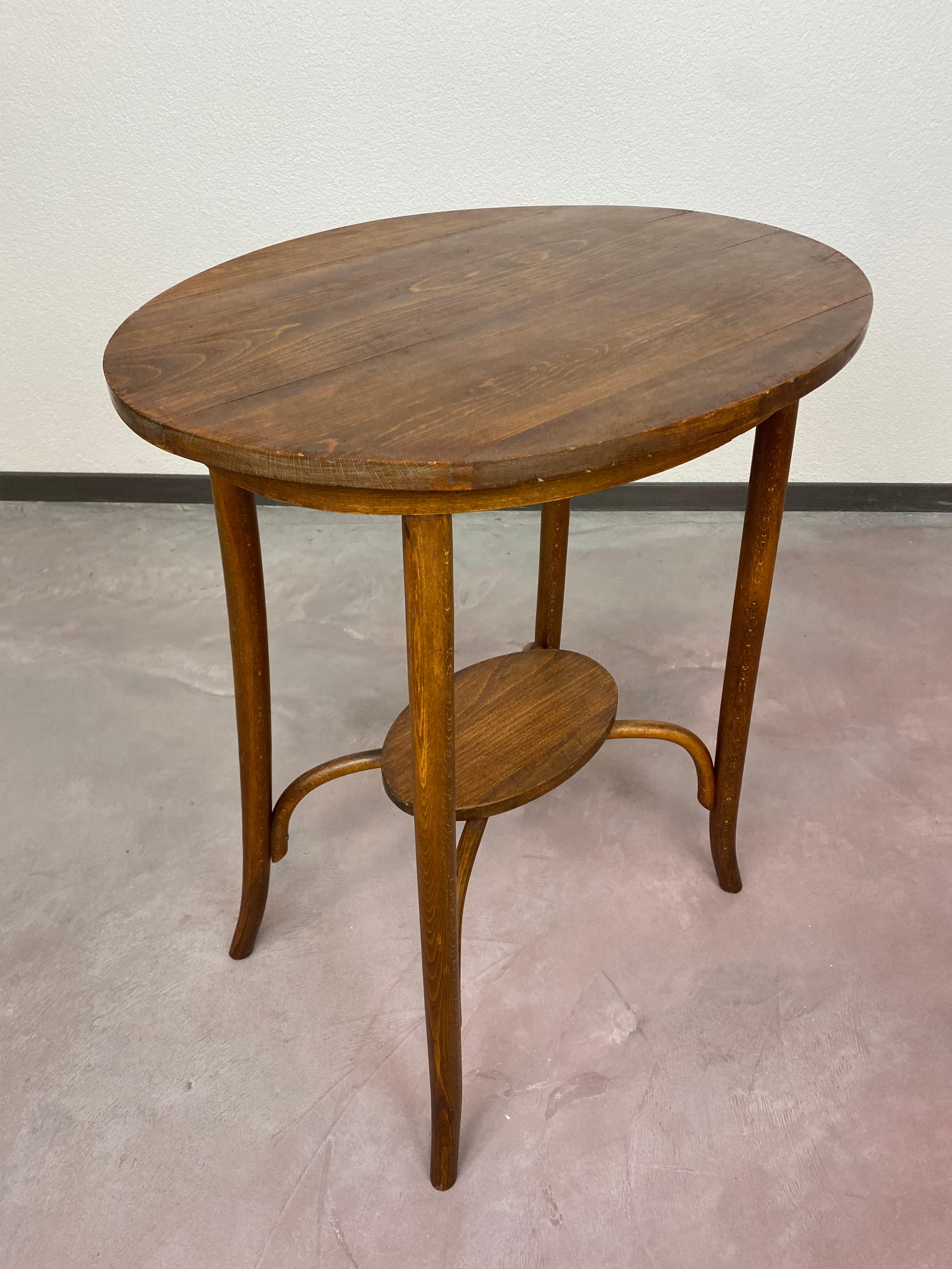 Art Deco Oval Side Table by Thonet Mundus
