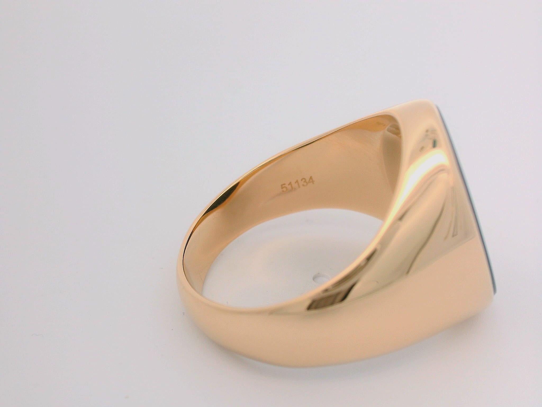 Oval Signet Ring, 18K Rose Gold,  Niccolo 17.0 x 13.0 mm with heraldic Engraving In New Condition For Sale In Pforzheim, DE
