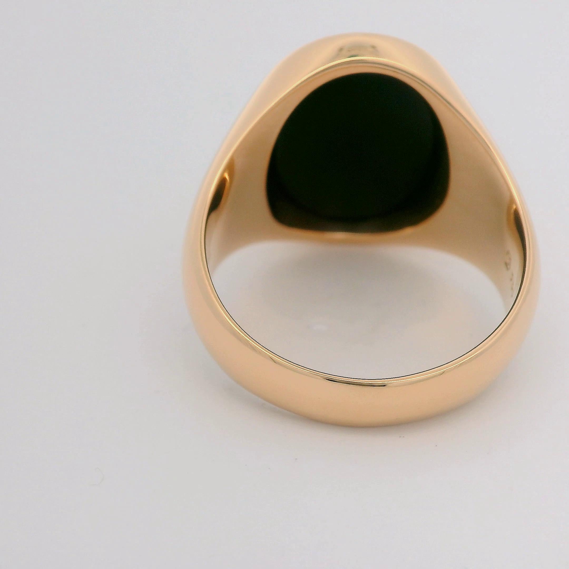 Women's or Men's Oval Signet Ring, 18K Rose Gold,  Niccolo 17.0 x 13.0 mm with heraldic Engraving For Sale