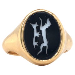 Oval Signet Ring, 18k Yellow Gold, stratified stone, 13.6*10.0 mm with Engraving