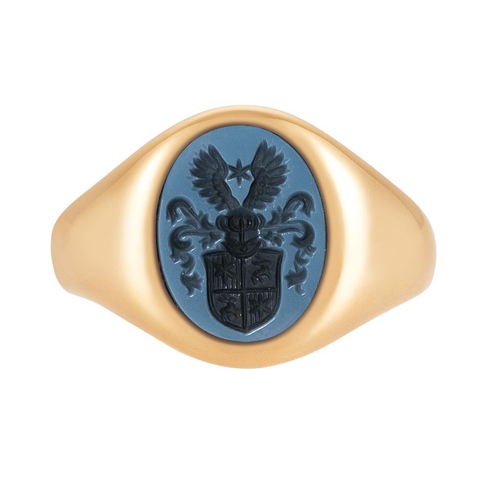 Victor Mayer Oval Signet Ring, 18k Rose Gold, Onyx Nicolo, 12.0 x 9.0 mm, with heraldic Engraving

About the creator Victor Mayer
Victor Mayer is internationally renowned for elegant timeless designs and unrivalled expertise in historic
