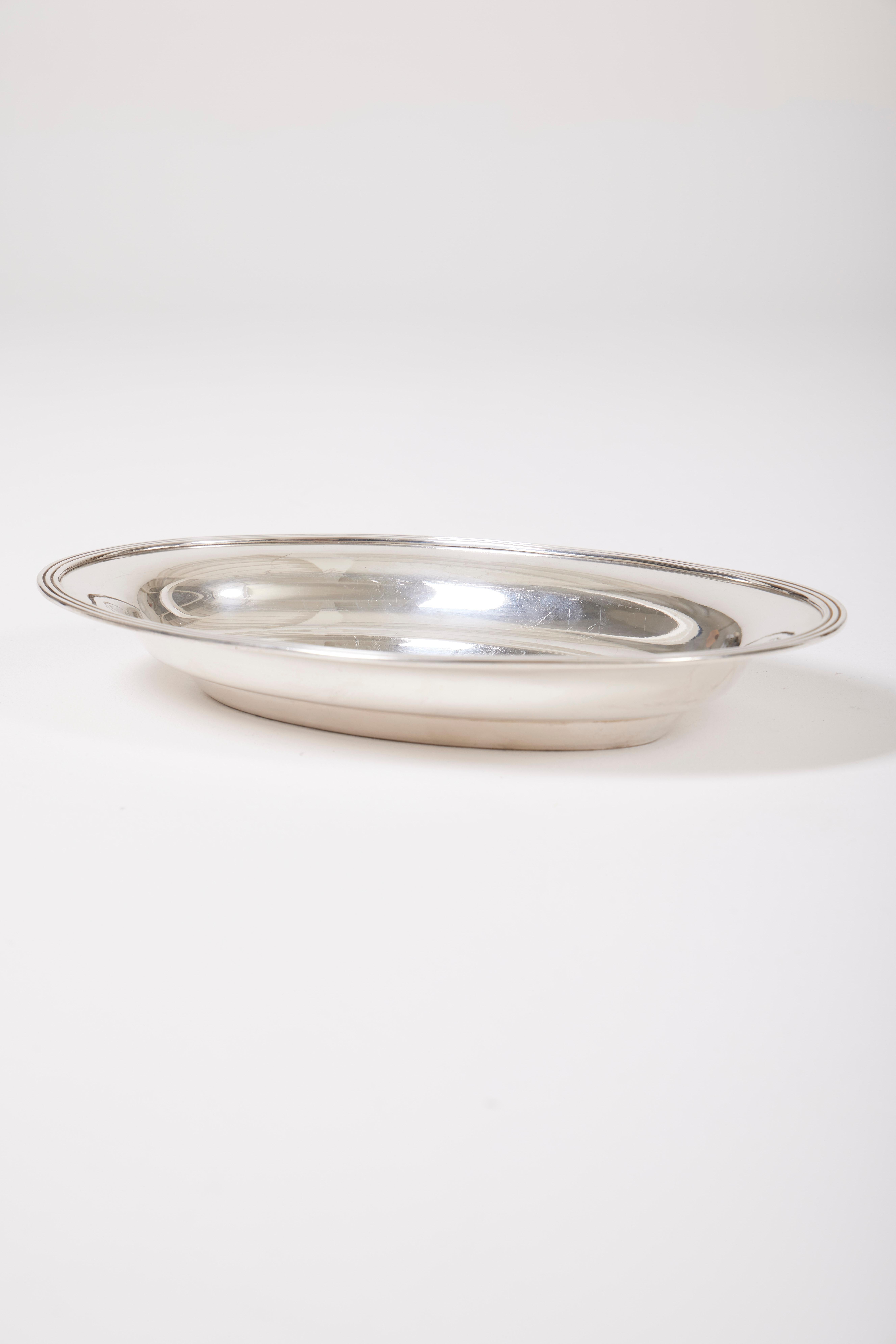 Oval silver-plated dish In Excellent Condition In PARIS, FR