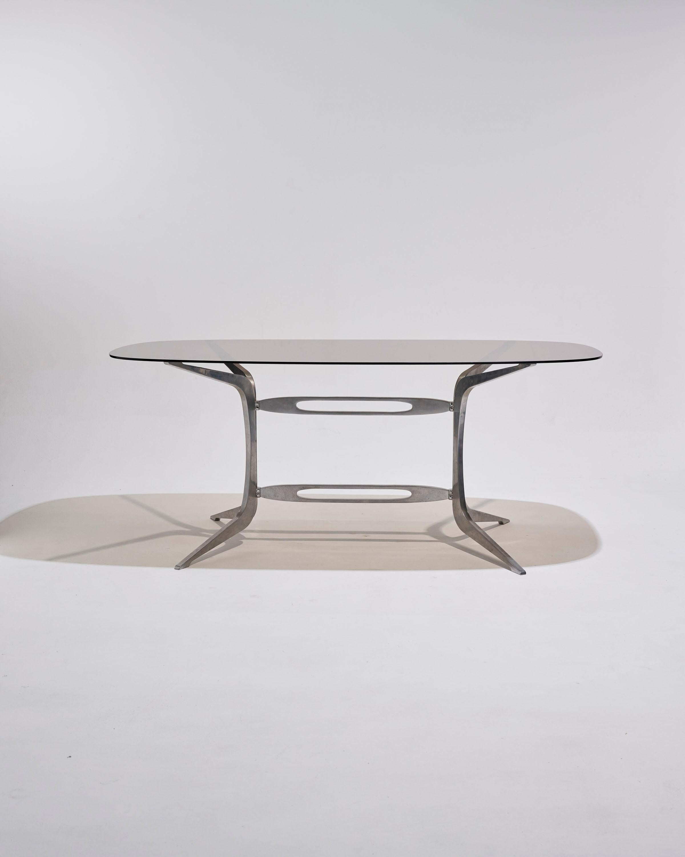 Oval smoked glass table by Pierre Pichard, 1970s In Good Condition For Sale In PARIS, FR