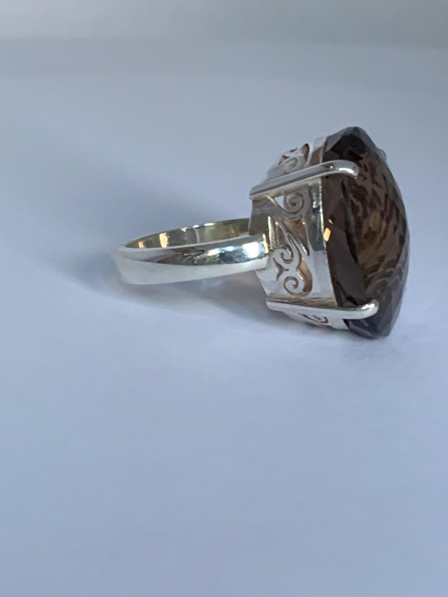 Ovaler Rauchquarz-Ring aus Sterlingsilber im Zustand „Neu“ im Angebot in Trumbull, CT