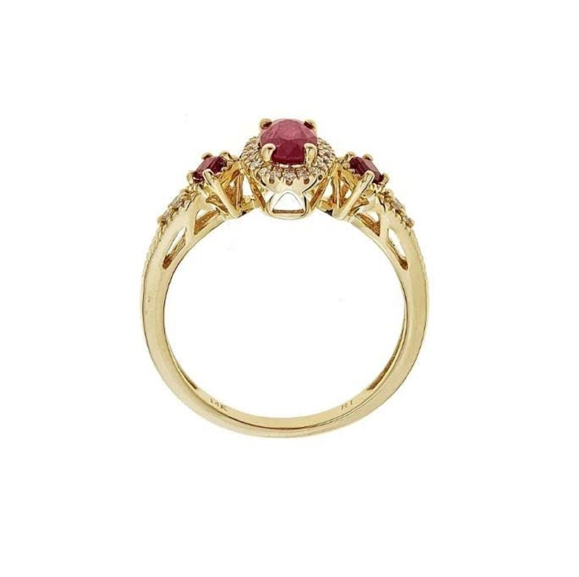 Art Deco Oval, Square-cut Ruby Diamond accents 14K Yellow Gold Ring For Sale
