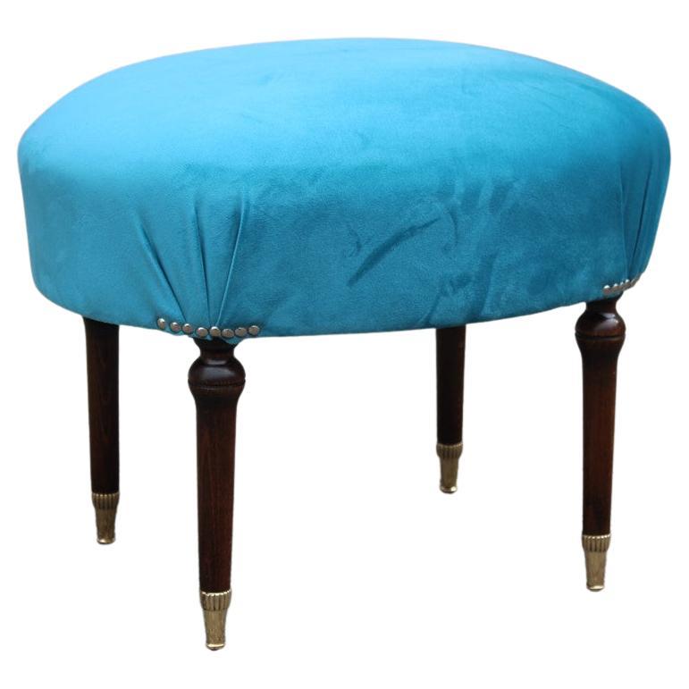 Oval Stool in Blue Velvet with Walnut and Brass Mid-century italian design 1950s For Sale
