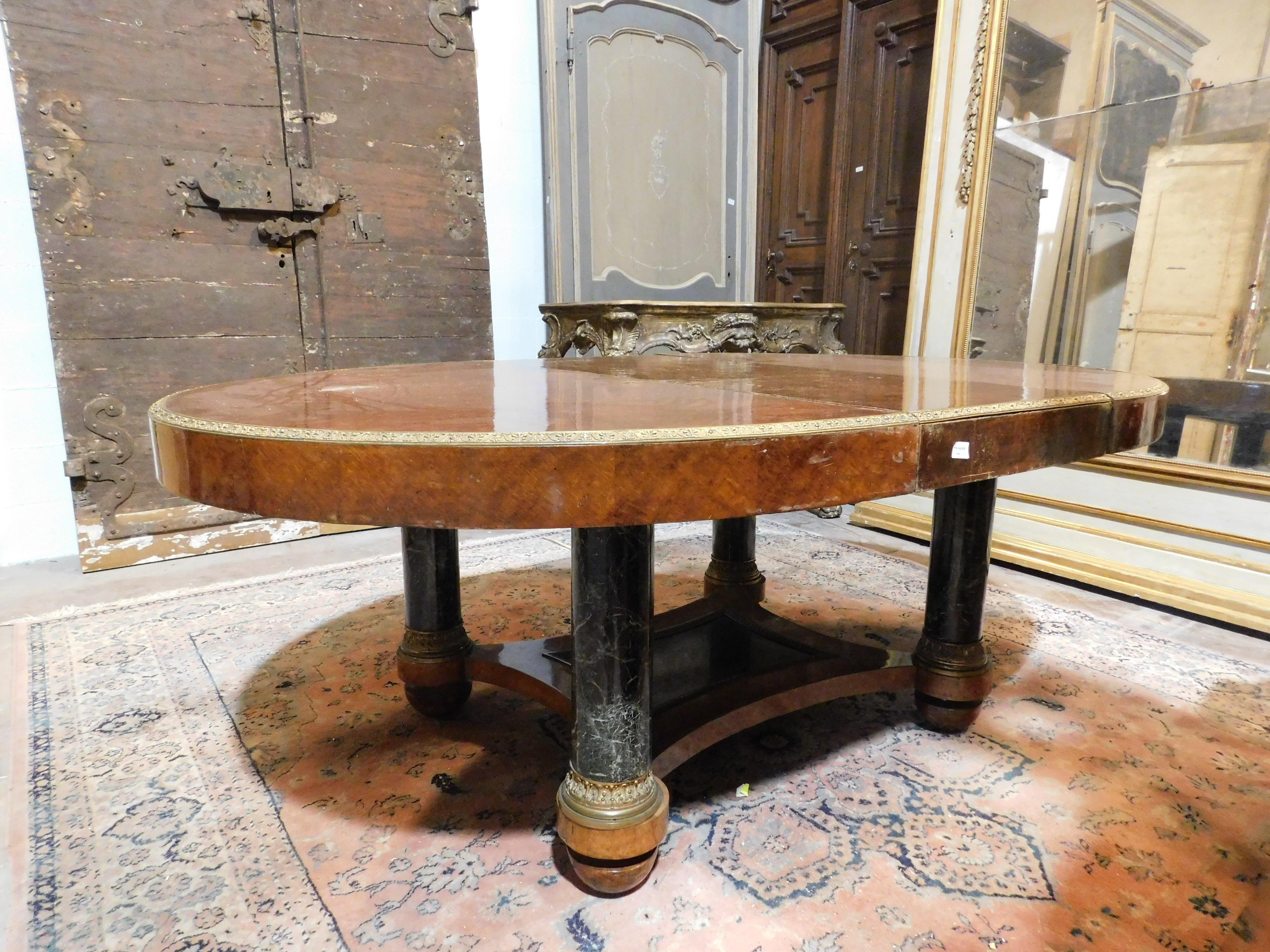 Oval table in inlaid wood, lacquered legs in imitation Verde Alpi marble, Italy For Sale 7