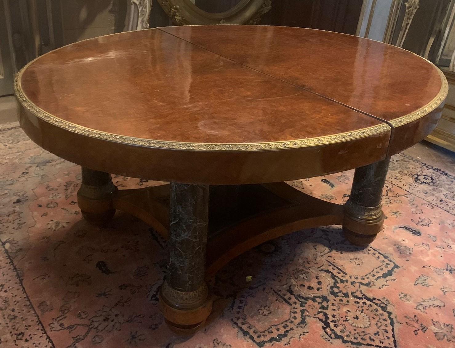 Oval table in inlaid wood, lacquered legs in imitation Verde Alpi marble, Italy For Sale 11