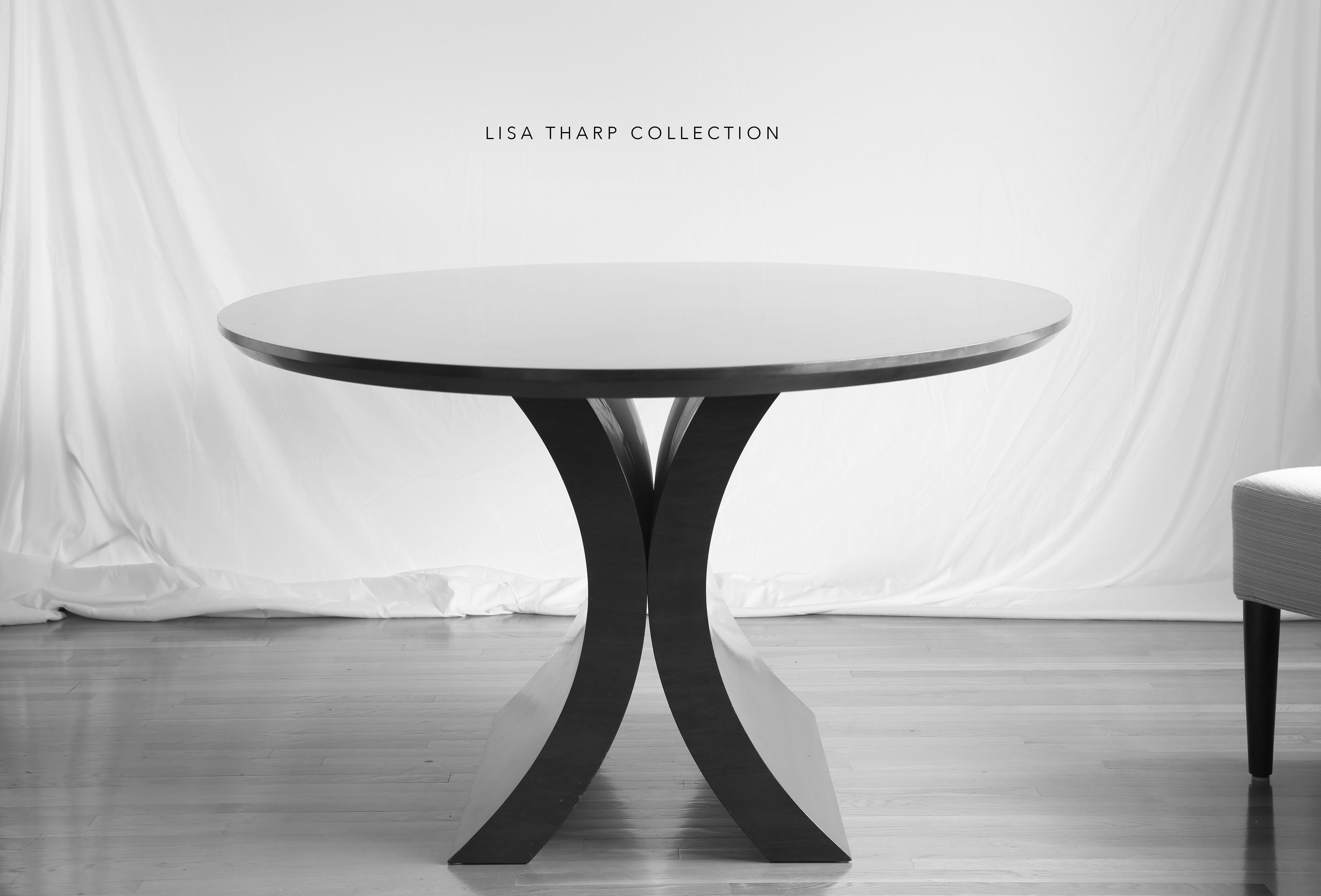 Contemporary Oval Table with Curved Base Fine-Grain Subtle Diamond Pattern Handcrafted For Sale