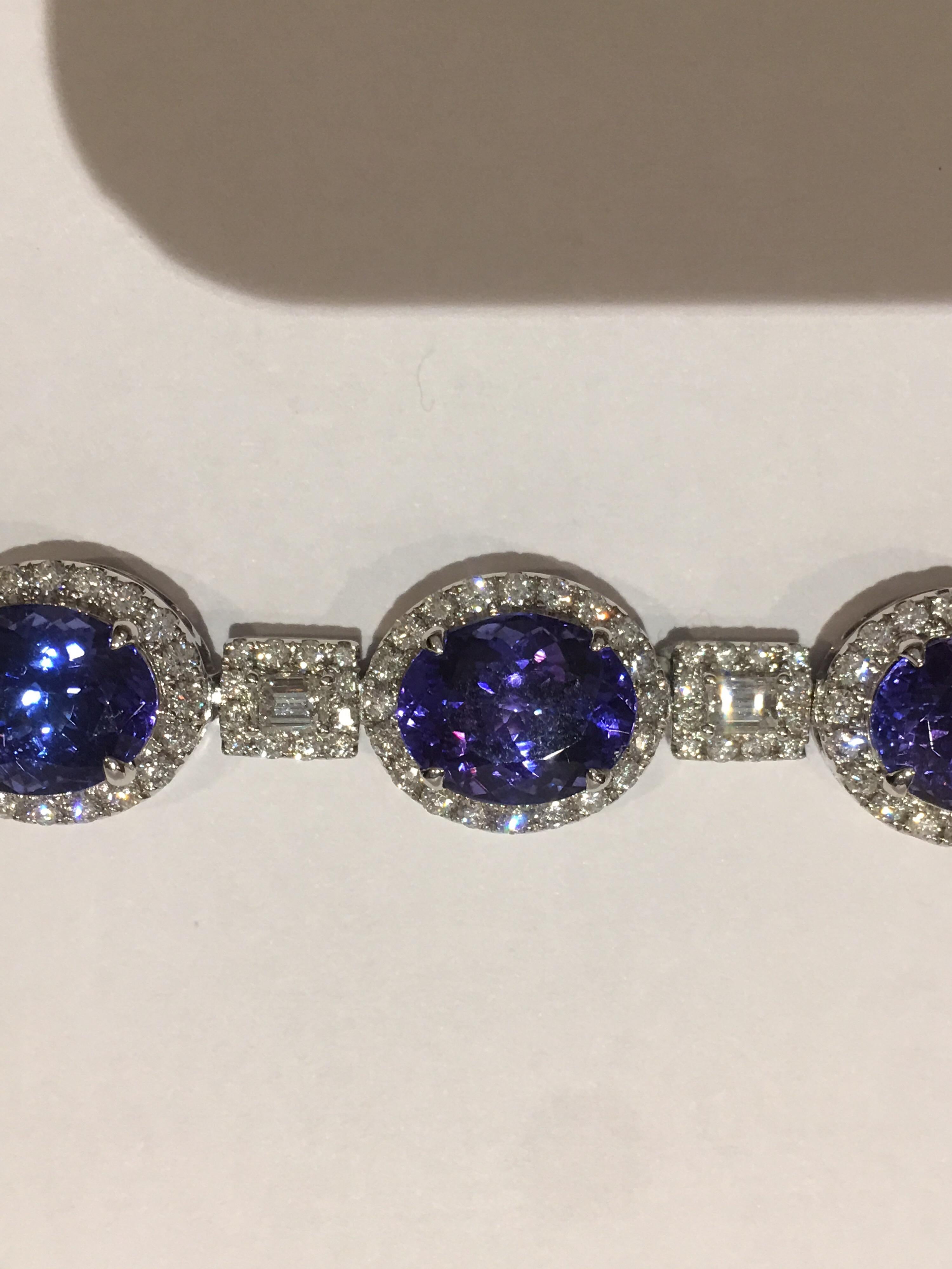 Artist Oval Tanzanite 31.81 Carat and 5.37 Carat Bracelet Set in 18 Karat White Gold For Sale