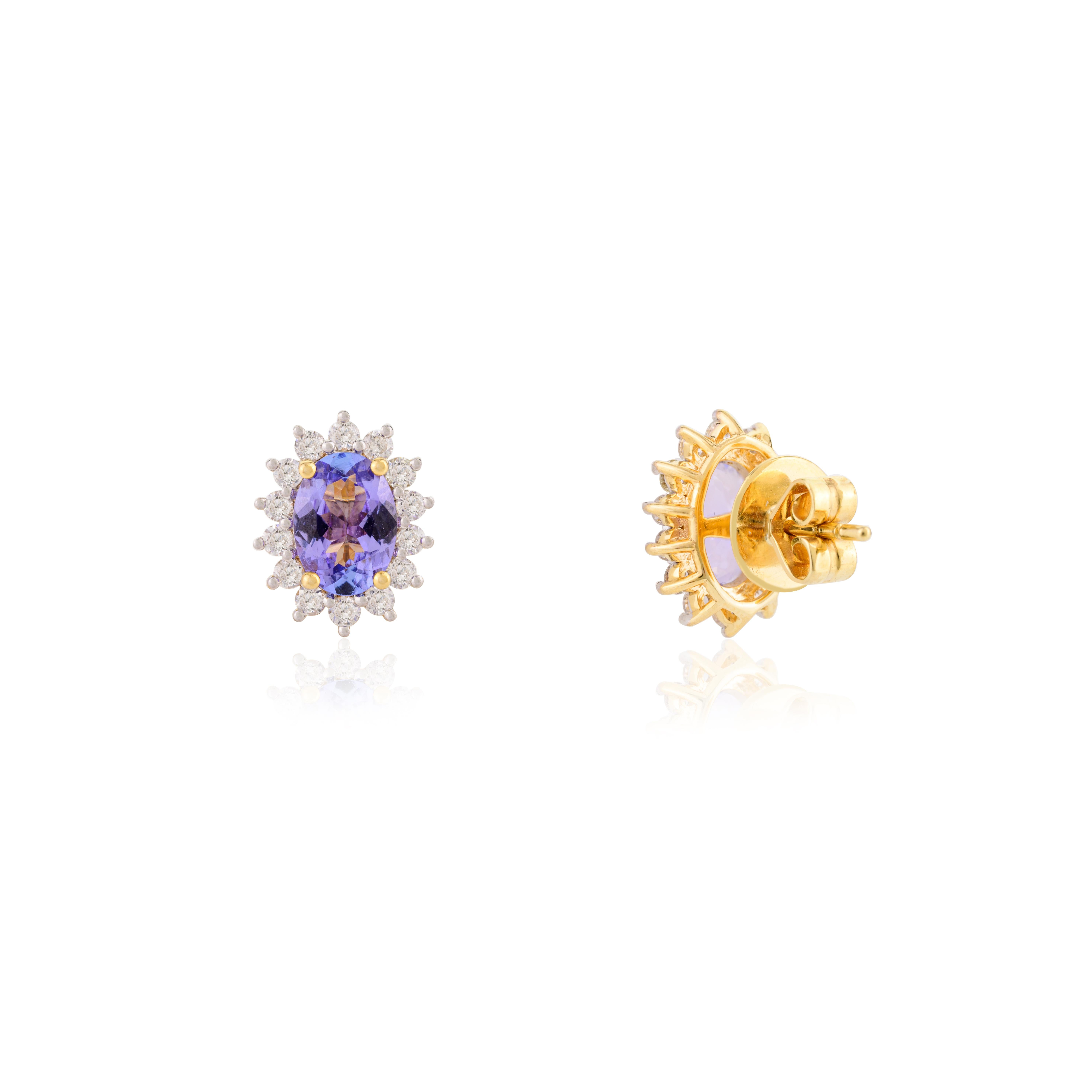 Boucles d'oreilles ovales en or jaune 14 carats pour elle Neuf - En vente à New York, NY
