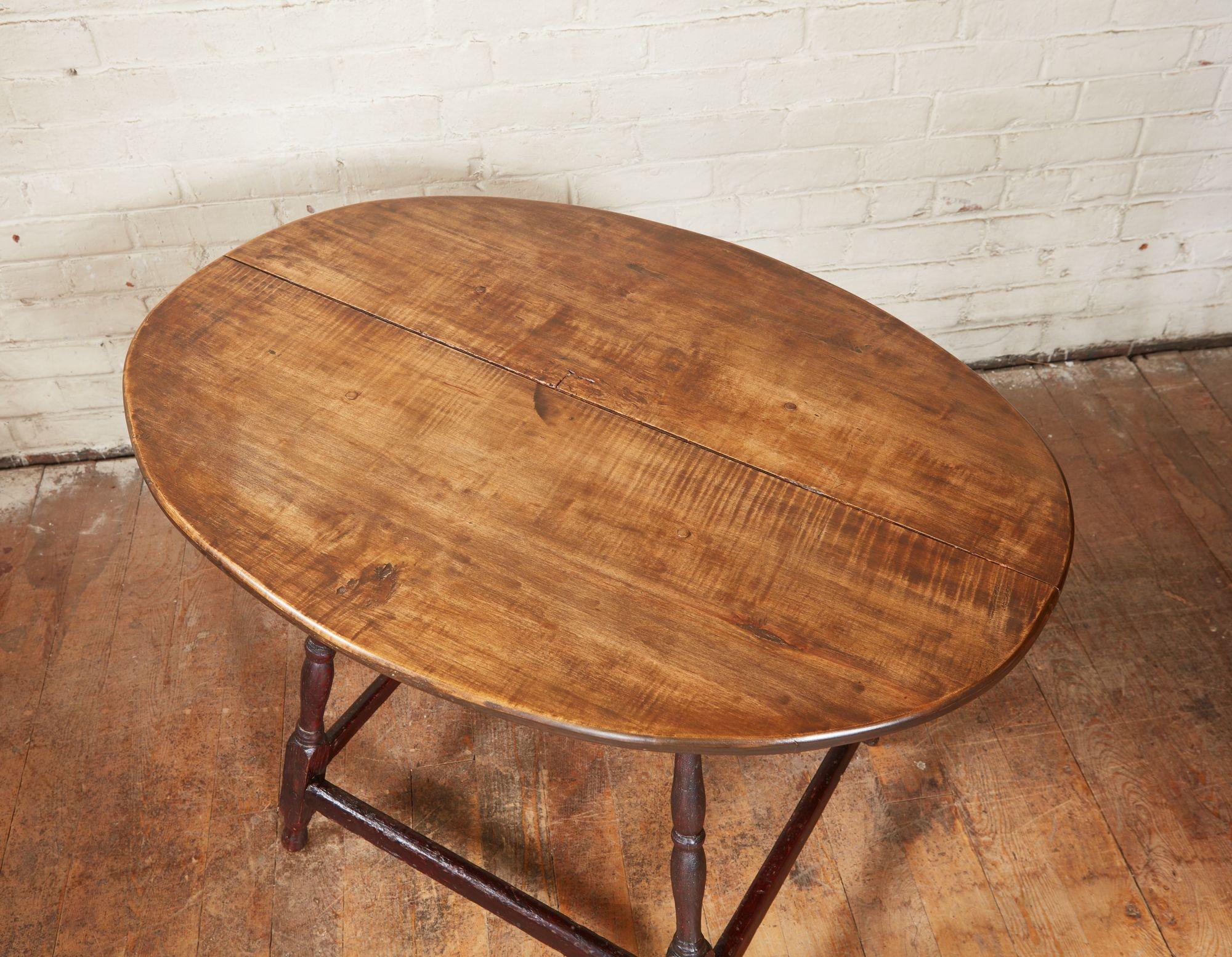 18th Century Oval Tavern Table with Tiger Maple Top For Sale