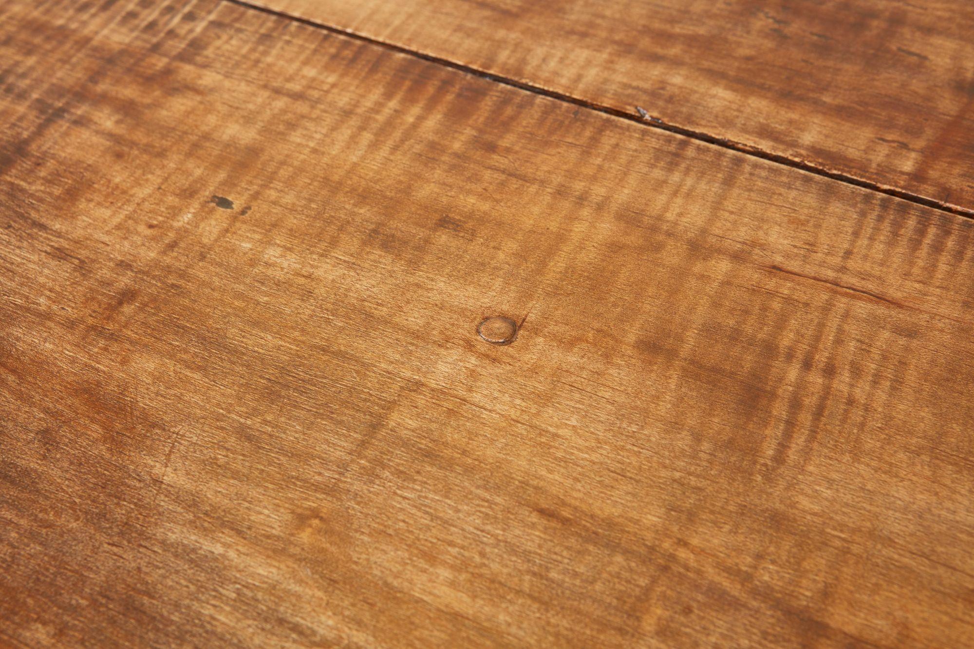 Oval Tavern Table with Tiger Maple Top For Sale 3