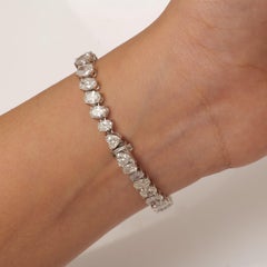 Bracelet « tennis » superposé en diamants naturels ovales et en forme de cœur, 11,81 carats, en or blanc 14 carats