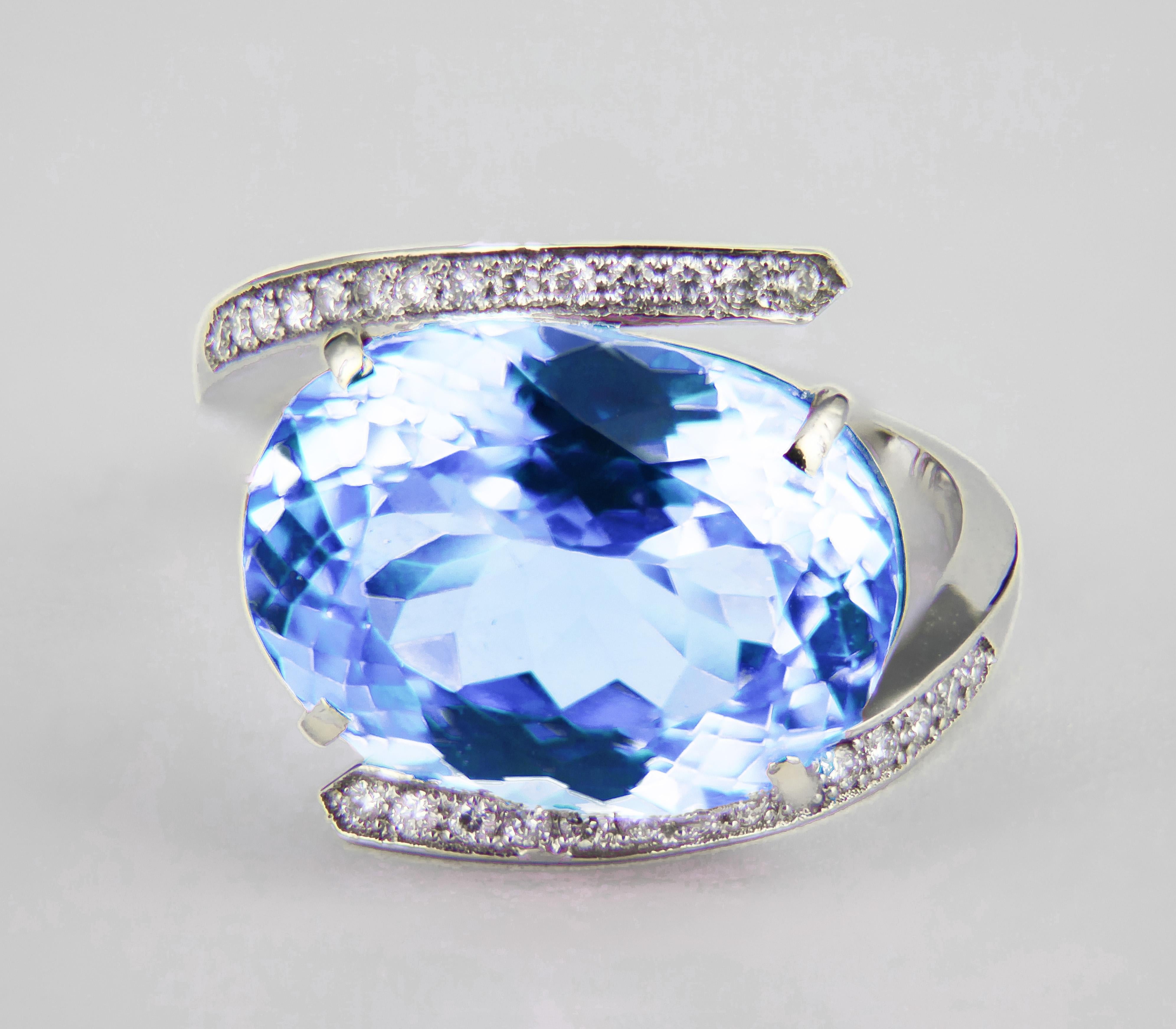 Im Angebot: Ovaler Topas-Ring. () 9