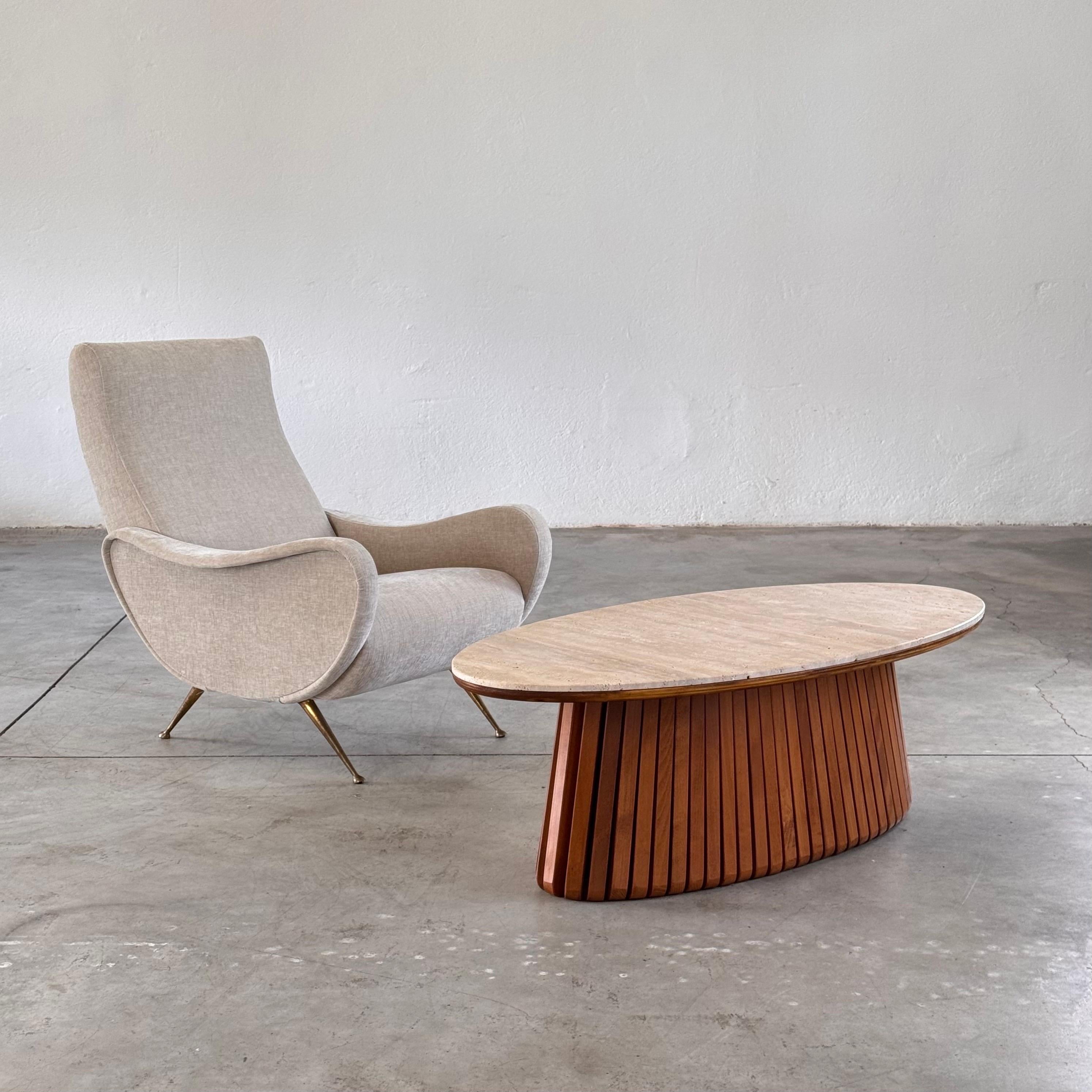 Oval Travertine Coffee Table with Ashwood Slatted Base – Made in Italy for FORME In Excellent Condition For Sale In Bagnolo Mella, Brescia