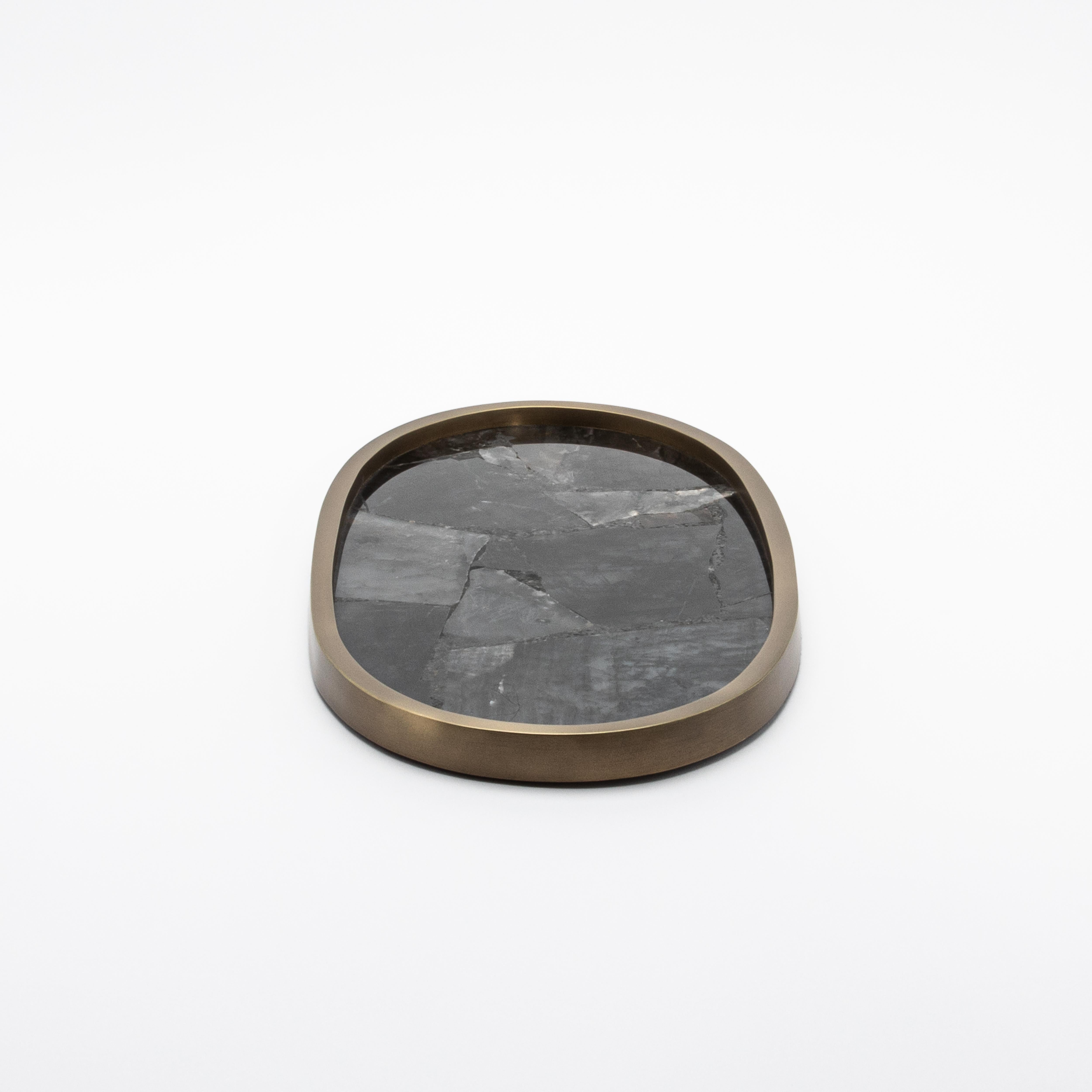 Art Deco Oval Tray in Black Quartz with Bronze Patina Brass by Kifu Paris For Sale