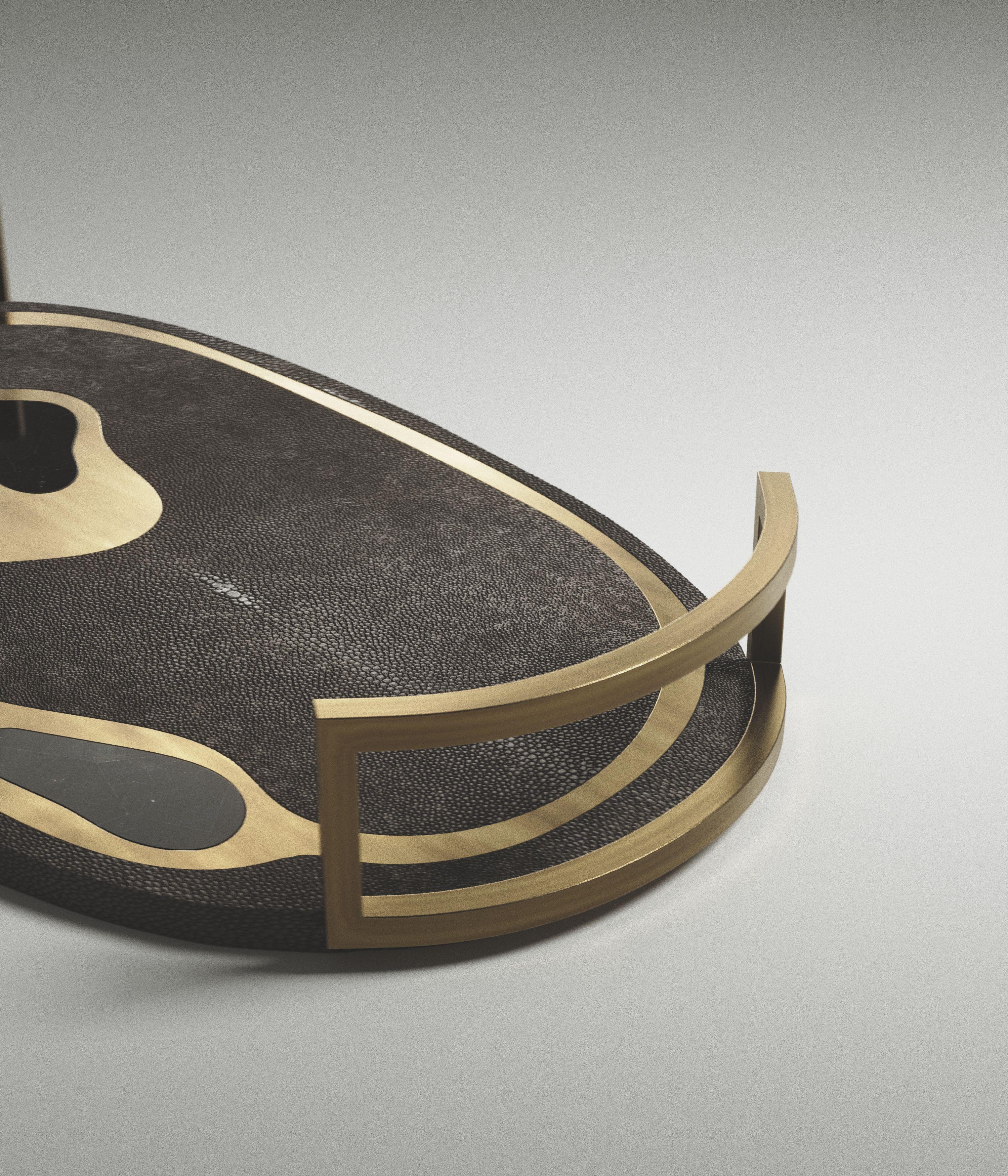 Ovales Tablett in schwarzem Kohle-Schwarzem Chagrinleder mit Bronze-Patina-Messing von Kifu Paris (Handgefertigt) im Angebot
