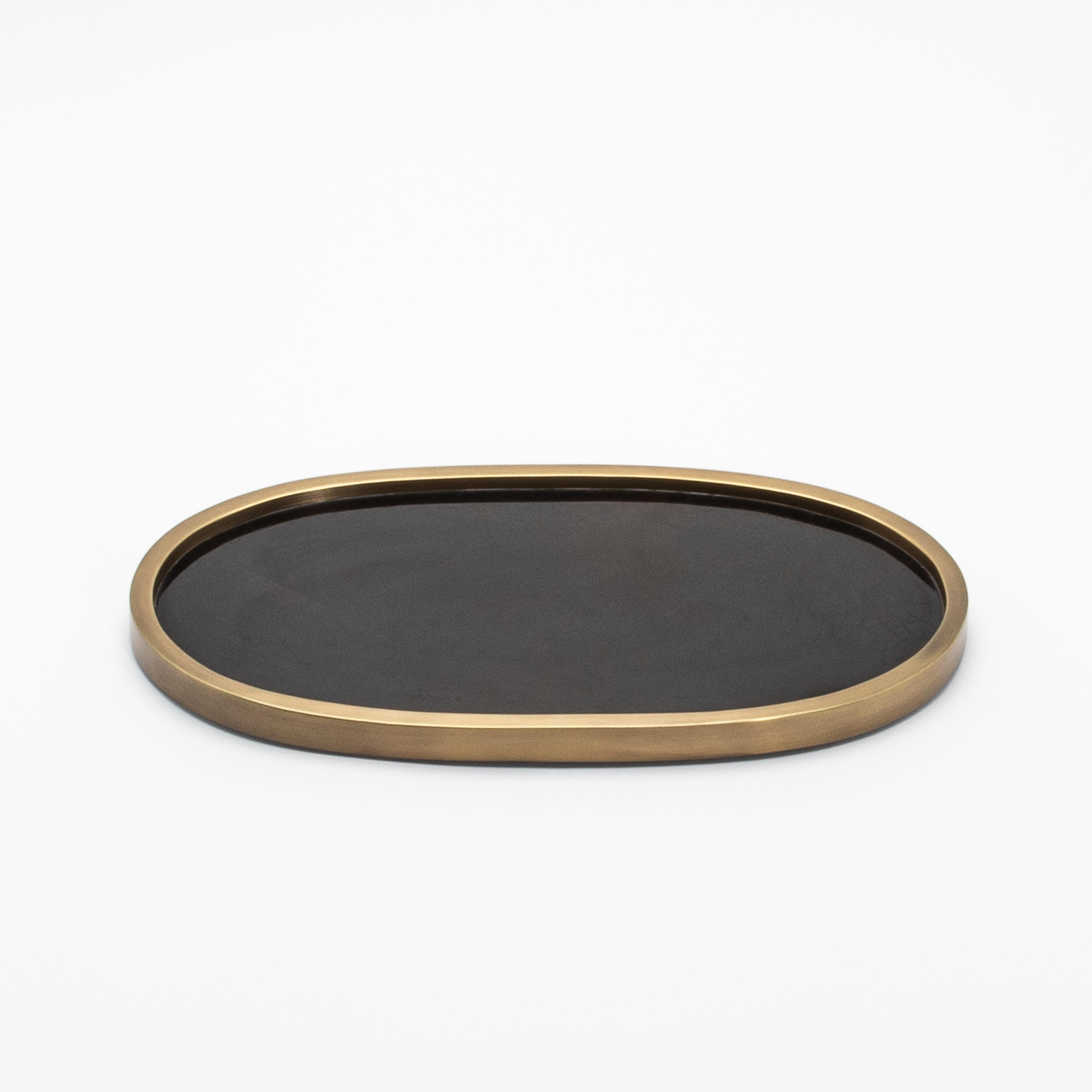 Ottone Vassoio ovale in conchiglia con patina di bronzo in ottone di Kifu Paris in vendita