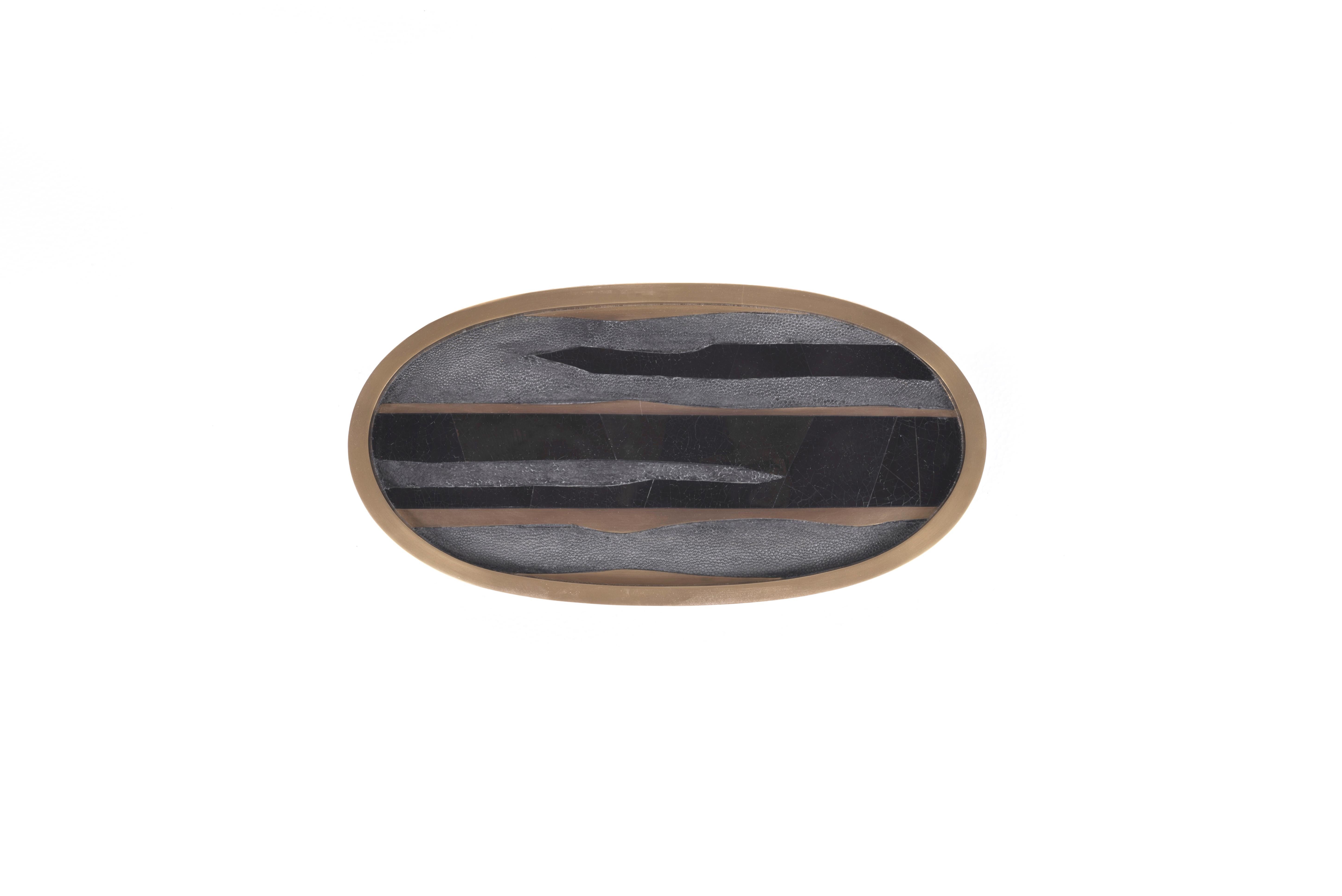 Hand-Crafted Oval Tray inlaid in Blue Shell and Brass by Kifu, Paris