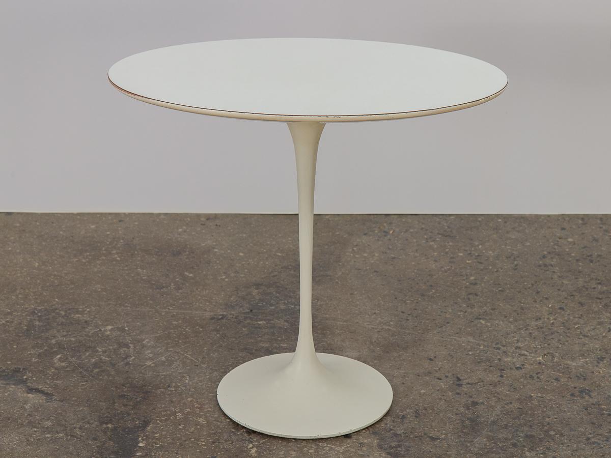 Beveled Oval Tulip Side Tables For Sale