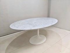 Oval Tulip Table by Eero Saarinen for Knoll