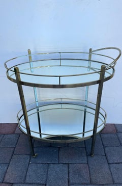 Ovaler zweistufiger Barwagen aus Messing