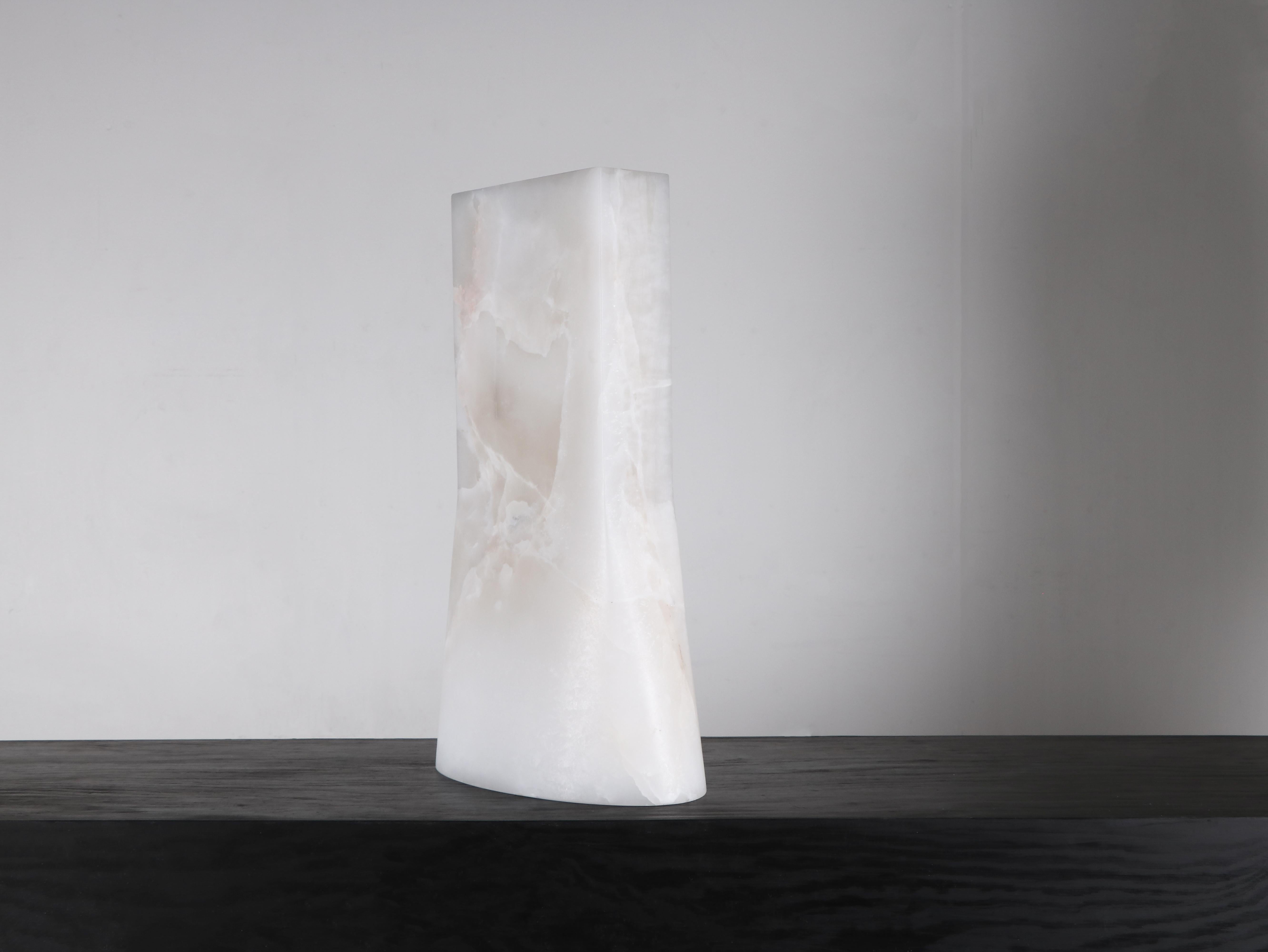 Oval Vase by Lucas Tyra Morten
Limited Edition of 10 + 2 AP
Signed
Dimensions: D 16 x W 30 x H 50 cm.
Material: Onyx

Objects comes with a 