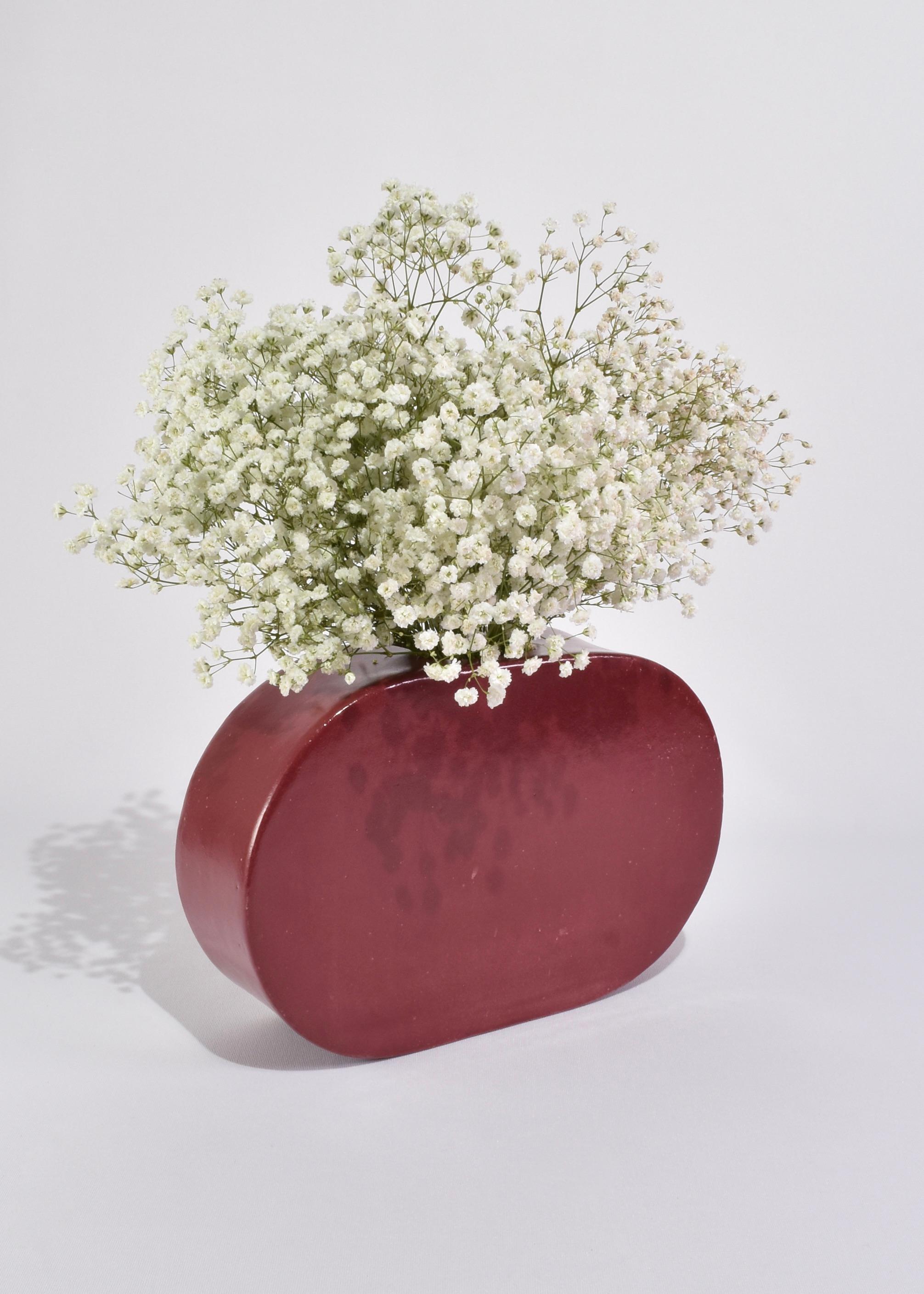 Ceramica Vaso ovale rosso in vendita