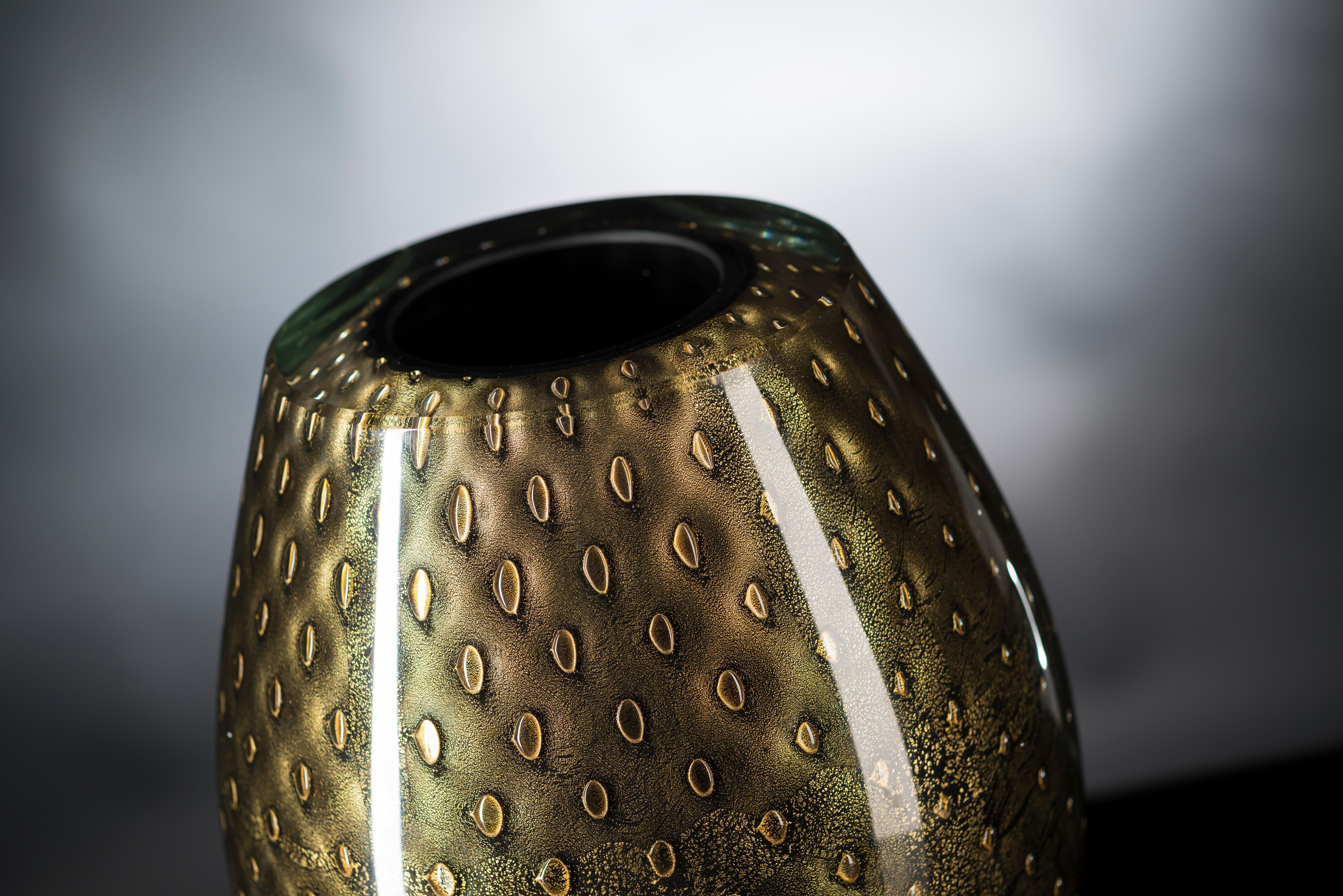 Italian Oval Vase Mocenigo, Muranese Glass, Gold 24-Karat and Black, Italy For Sale