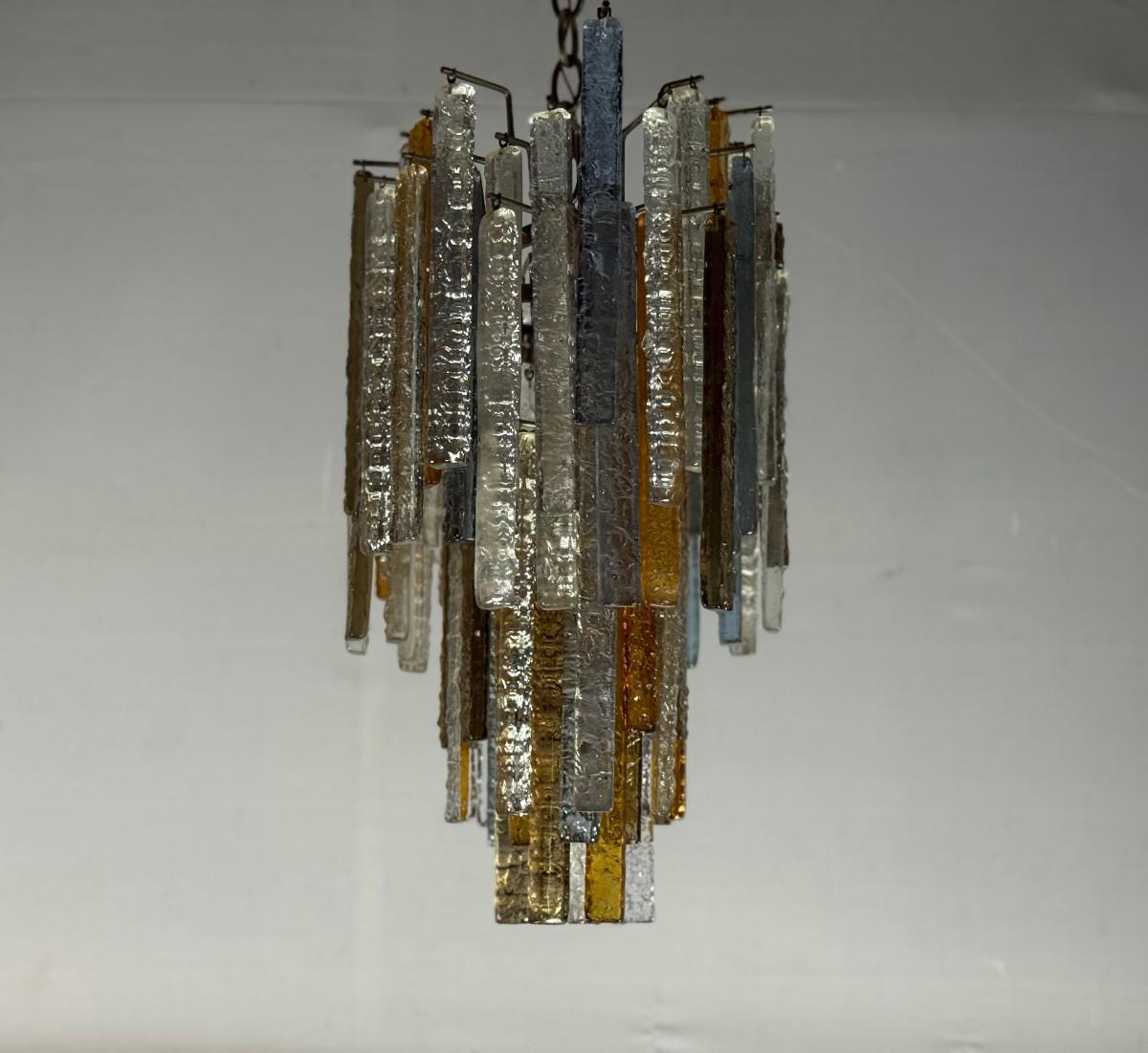 Oval Venetian chandelier in Murano glass, circa 1950, Venini For Sale 1