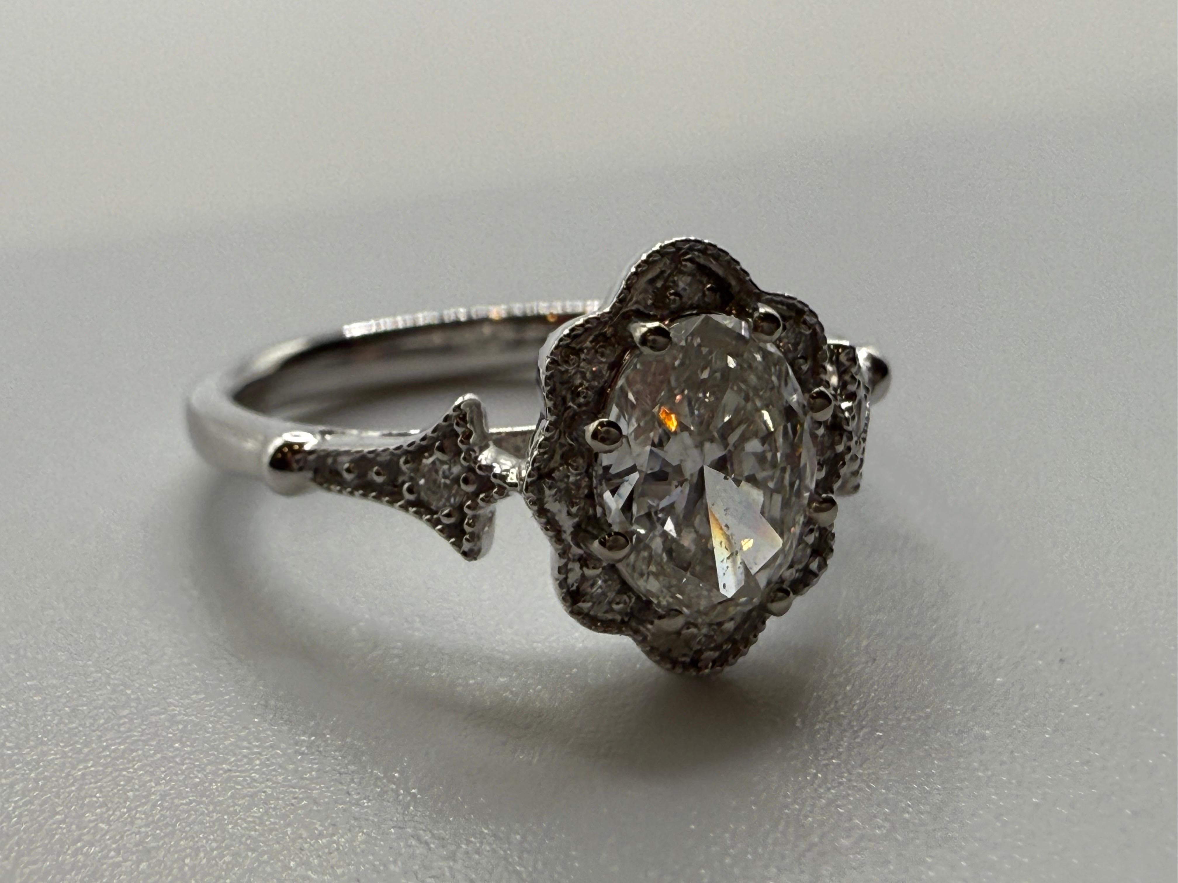 Oval Cut Oval Victorian Diamond ring 14KT gold For Sale